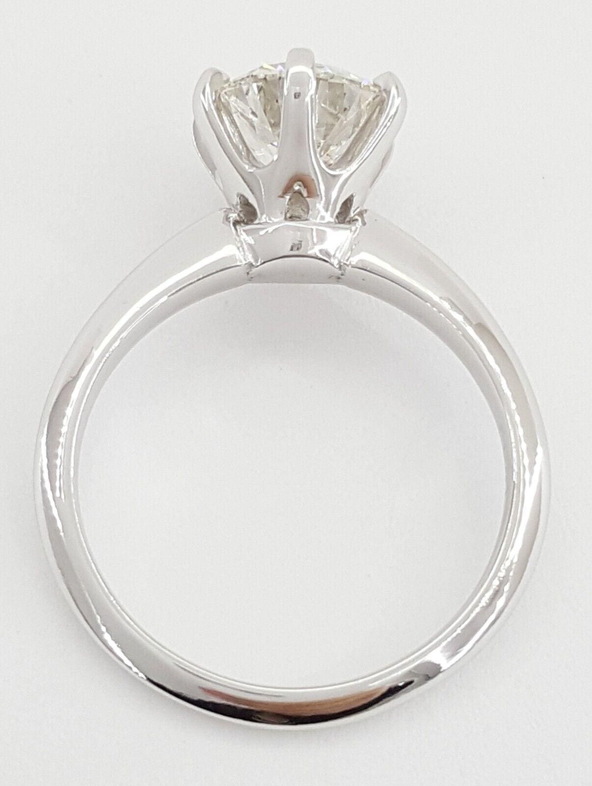 Natural Round Brilliant Diamond Platinum Solitaire Engagement Ring 2.02 ct 17K