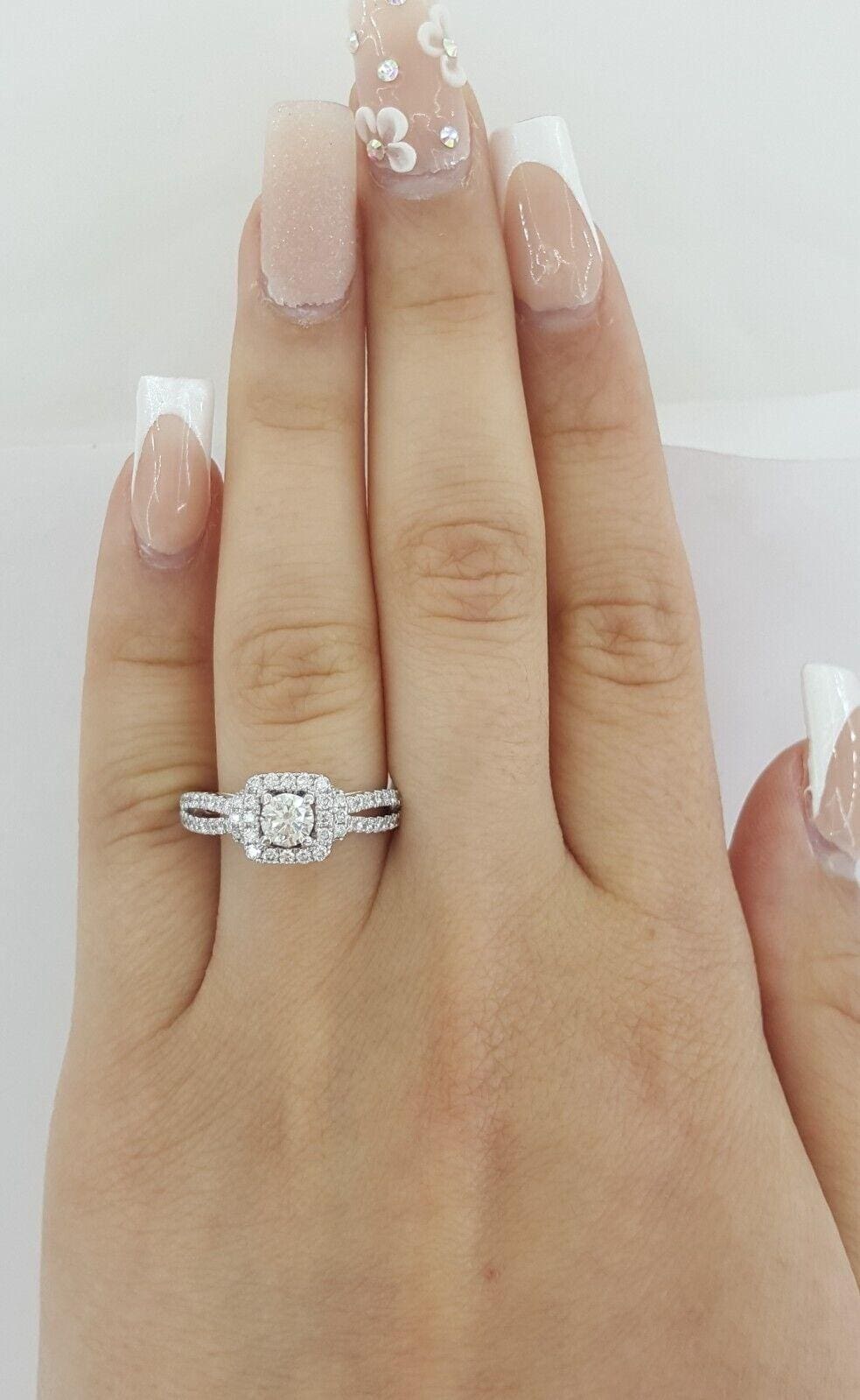 Vera Wang Love 1.03 ct Round Diamond Halo 14k Engagement Ring Retail 3,299