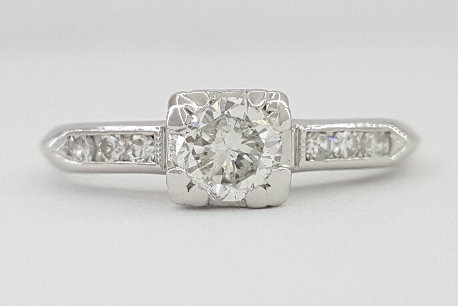 Antique Vintage 0.34 ct Round Cut Diamond Platinum Engagement Ring