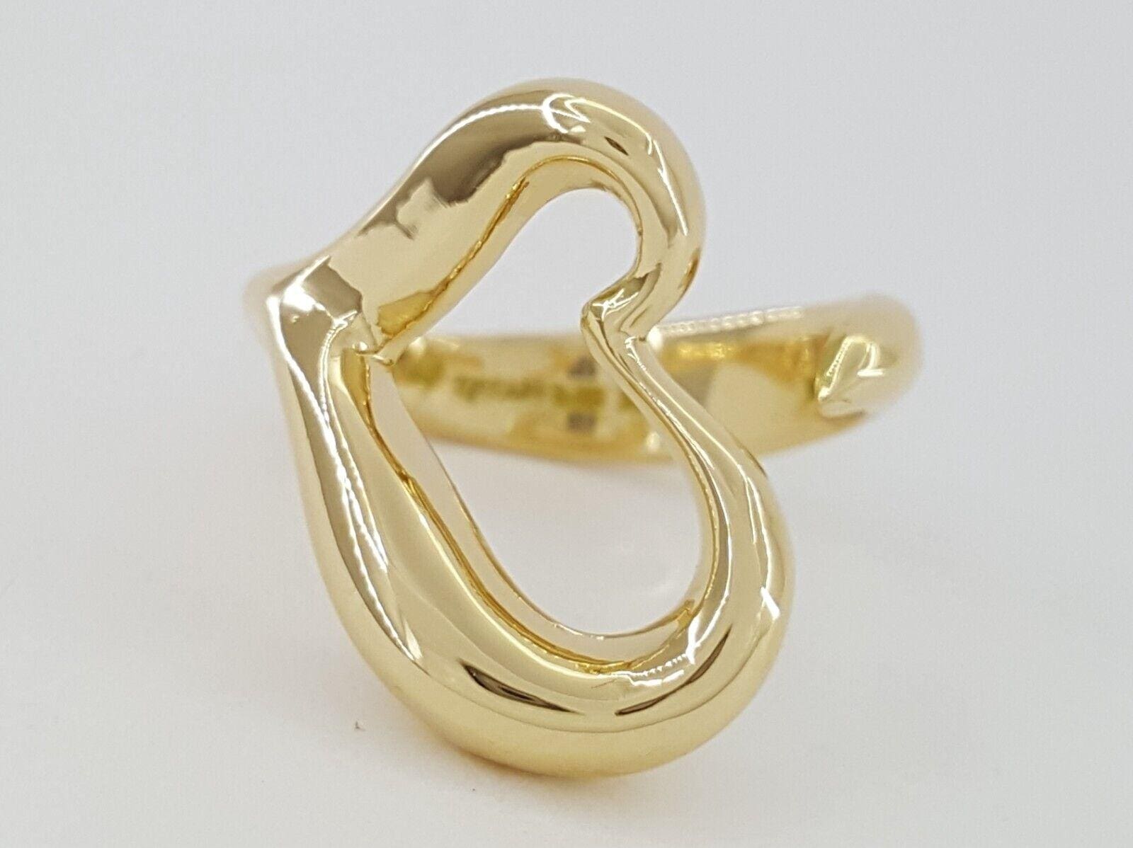 Vintage Tiffany & Co Elsa Peretti ® 18K Yellow Gold Large Open Heart Ring 18.6mm