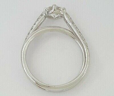 Round Brilliant Cut Diamond Crossover Engagement Ring 0.87 ct 14k White Gold