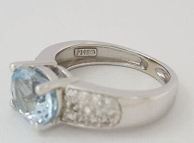1.90 ct 14K White Gold Oval Cut Aquamarine & Round Cut Diamond Statement Ring