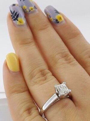 Leo Princess Diamond Solitaire Engagement Ring 0.97 ct 14K & Platinum F / SI1