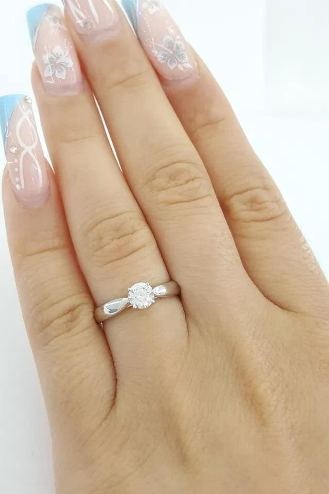 Tiffany & Co Harmony Round Diamond Solitaire Platinum Engagement Ring 0.4 ct 5K