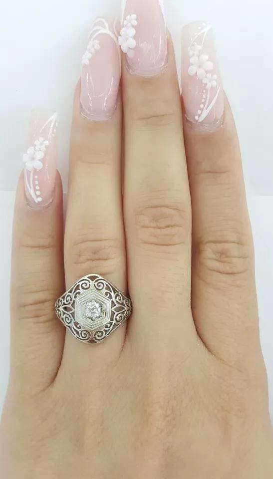 Antique Art Deco Old Mine Cut Diamond Engagement Ring 0.22 ct 18k White Gold