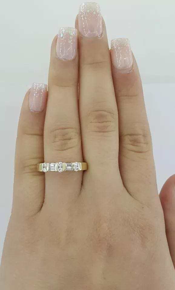 0.32 ct 14K Yellow Gold Round & Baguette Cut Diamond Channel Set Band Ring Sz 9