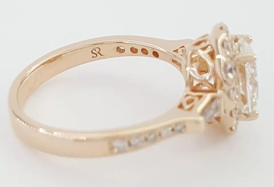 Oval Brilliant Cut Diamond Halo Engagement Ring 1.91 ct 18K Rose Gold Rtl 12K