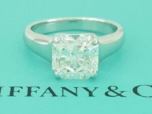 Tiffany & Co Platinum 2.16 ct Lucida Diamond Solitaire Engagement Ring G/VVS2