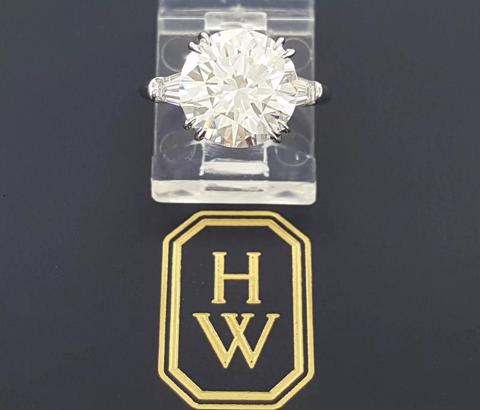 Harry Winston Classic Round Brilliant Diamond Engagement Ring 4.49 ct Rtl $280k