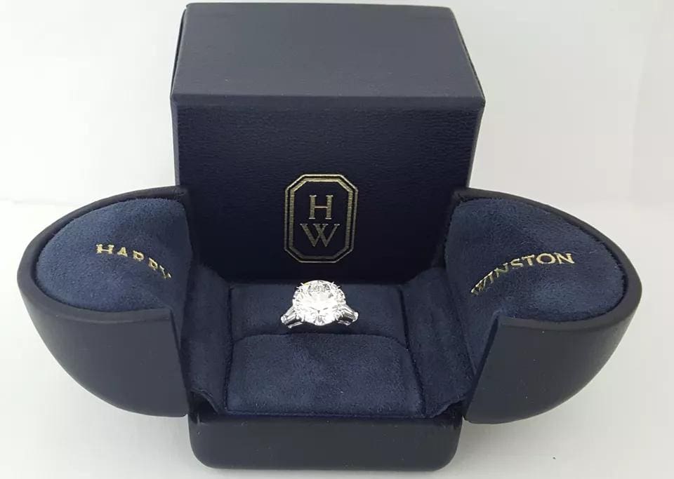 Harry Winston Classic Round Brilliant Diamond Engagement Ring 4.49 ct Rtl $280k
