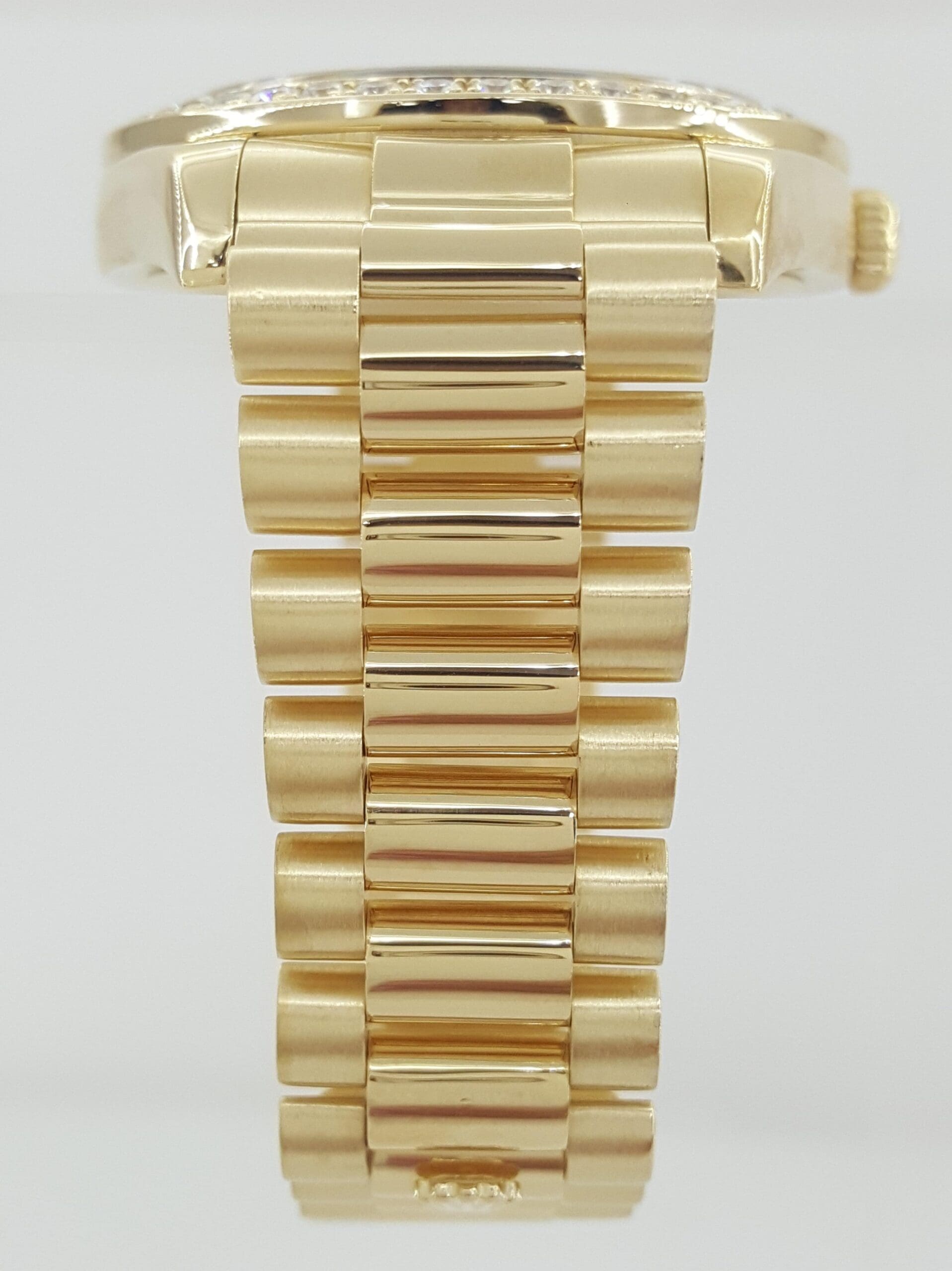 Rolex Day-Date II President 218348 18K Gold 41 mm Factory Diamond Wave Dial