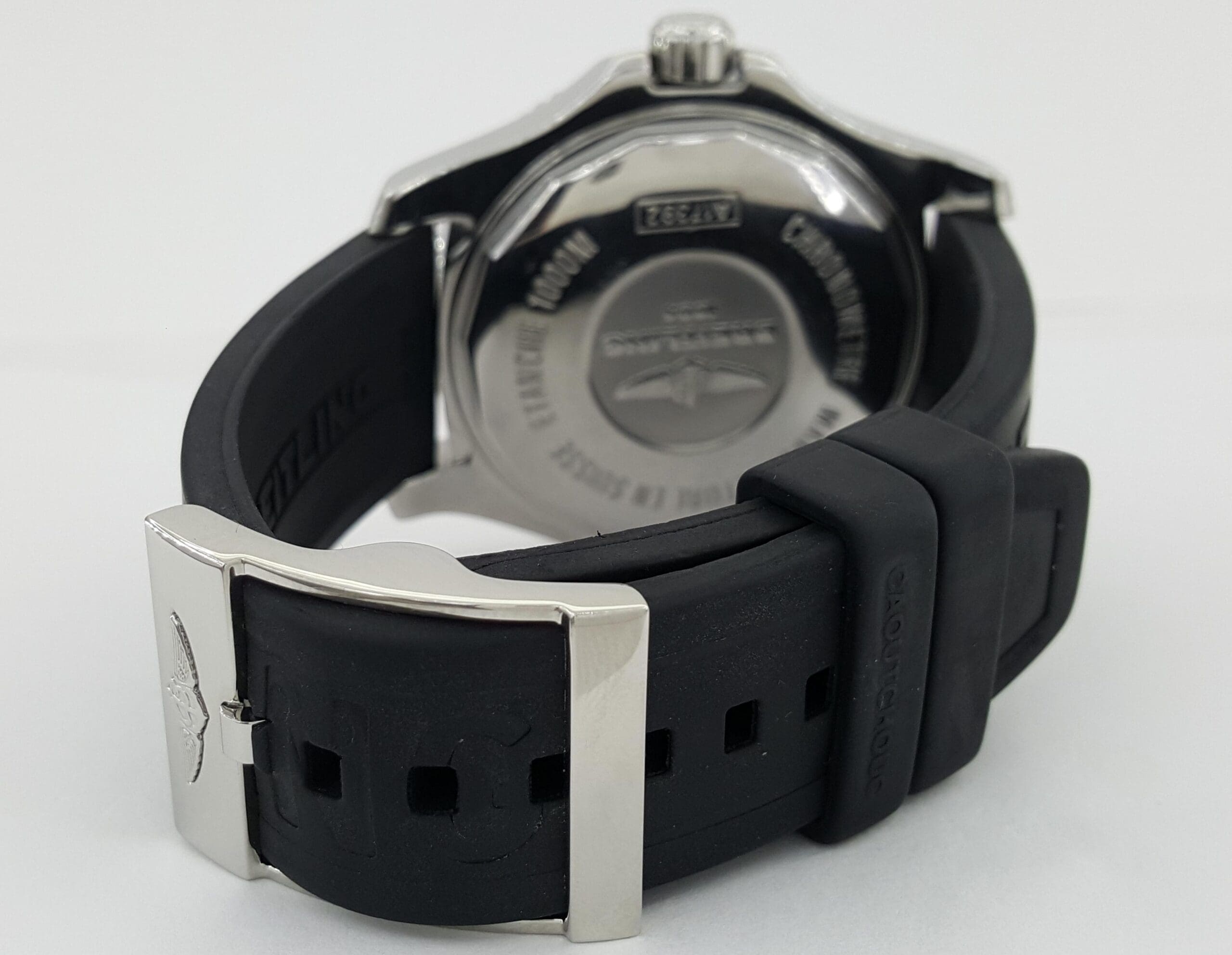 Breitling Superocean II Automatic Watch 44 mm A17392 Black Dial Extra Strap