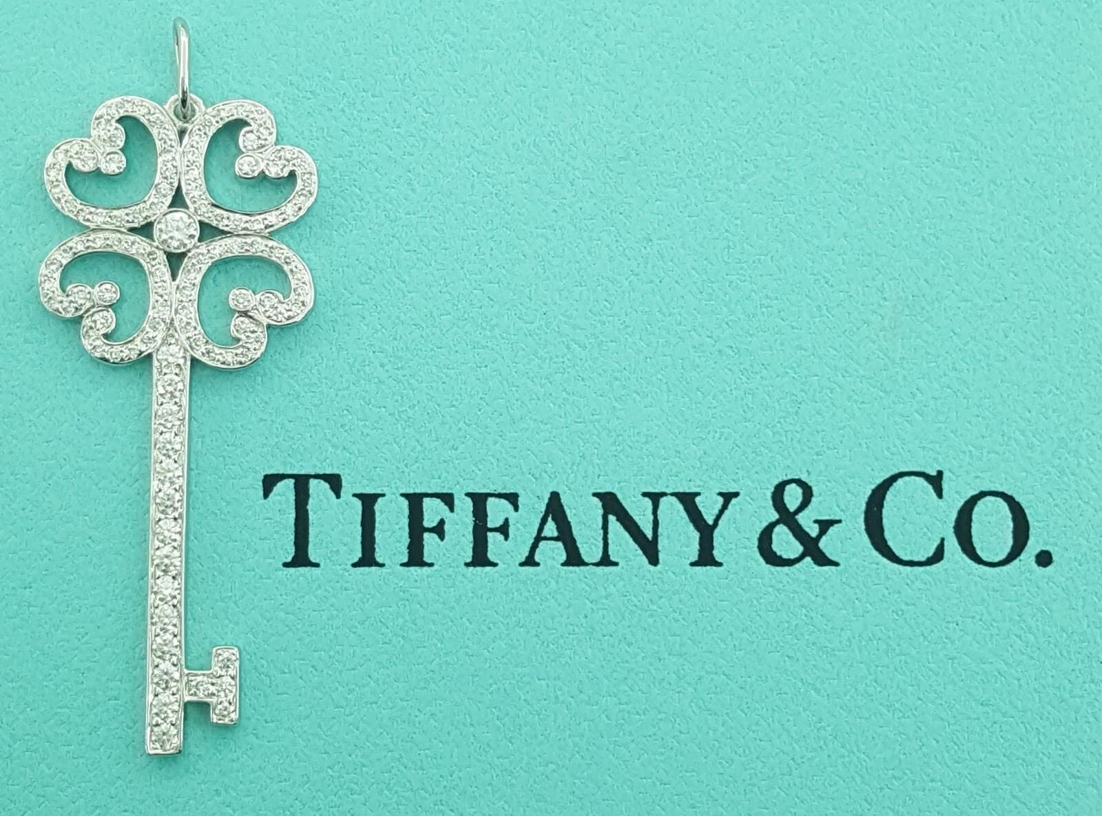 Tiffany & Co. Keys Diamond Enchant Quatra Heart Key Pendant Platinum 0.44 1.5"