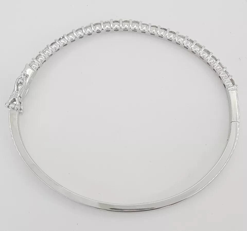Round Diamond Bangle Bracelet 2.2 ct 14k White Gold 6.5" Retail 5,995
