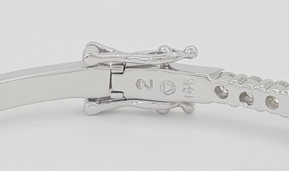 Round Diamond Bangle Bracelet 2.2 ct 14k White Gold 6.5" Retail 5,995