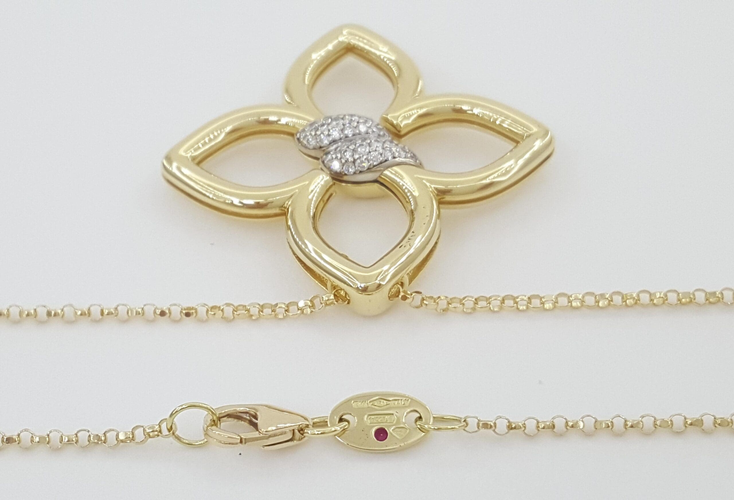 Roberto Coin Cialoma Diamond Flower Necklace 18K Gold 0.2 ct 18" Med. Rtl $5,280