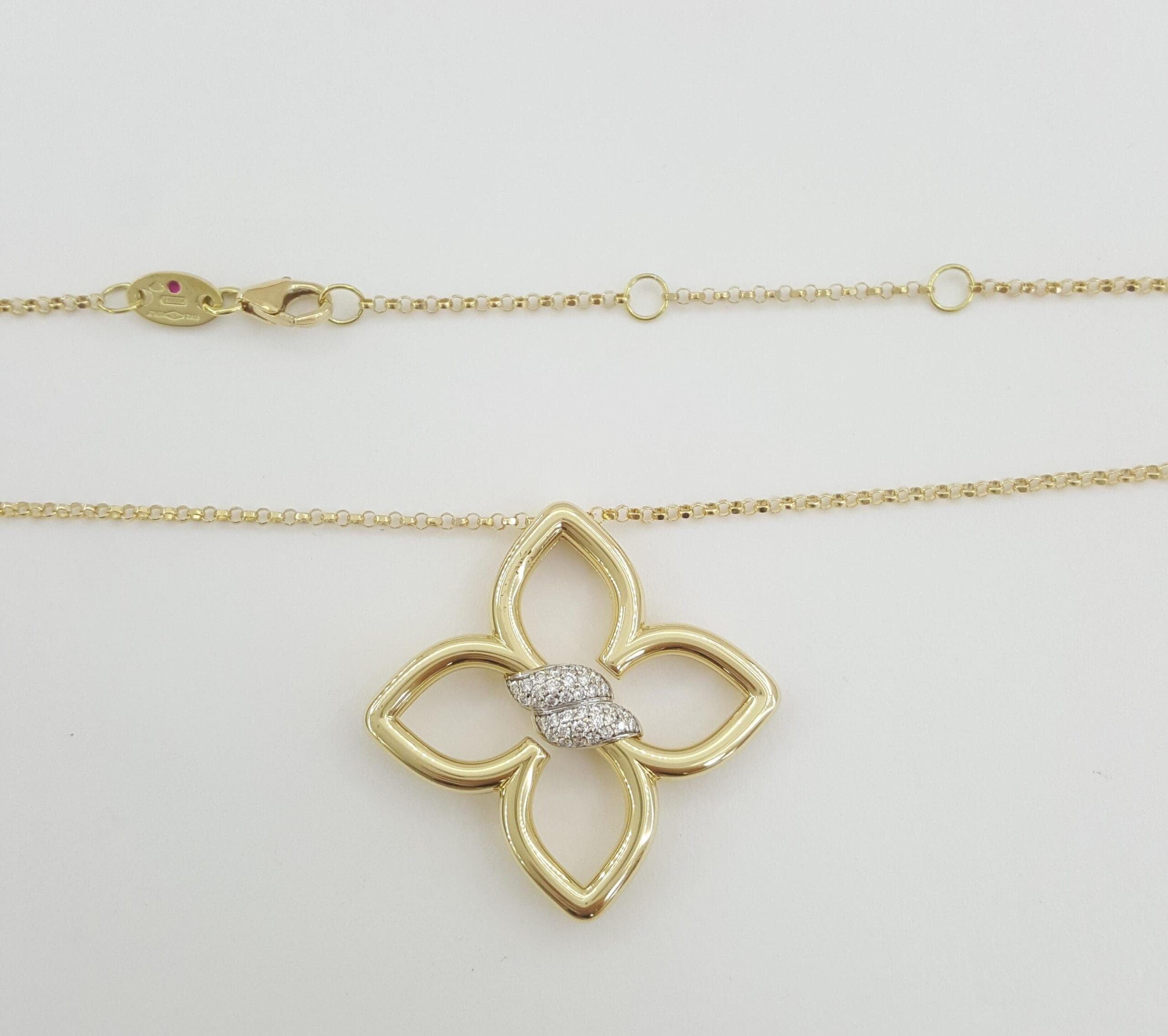 Roberto Coin Cialoma Diamond Flower Necklace 18K Gold 0.2 ct 18" Med. Rtl $5,280
