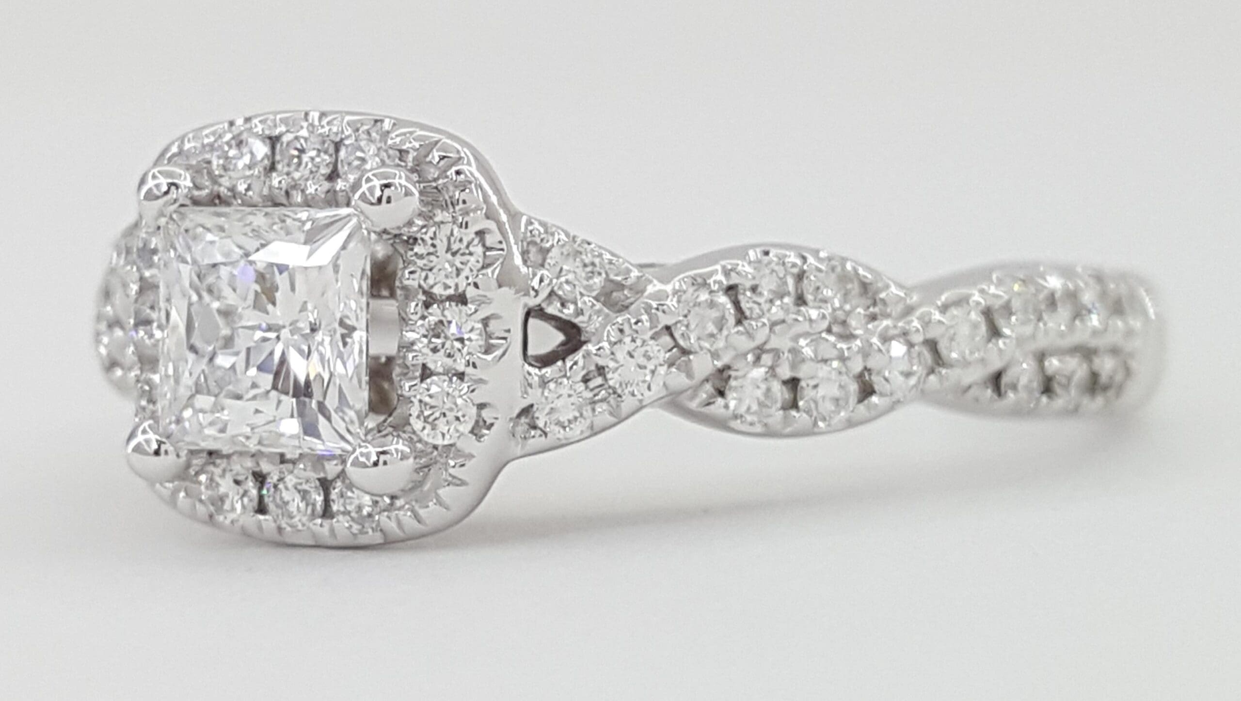 Tolkowsky Princess Cut Diamond Crossover Engagement Ring 0.85 ct 14k White Gold