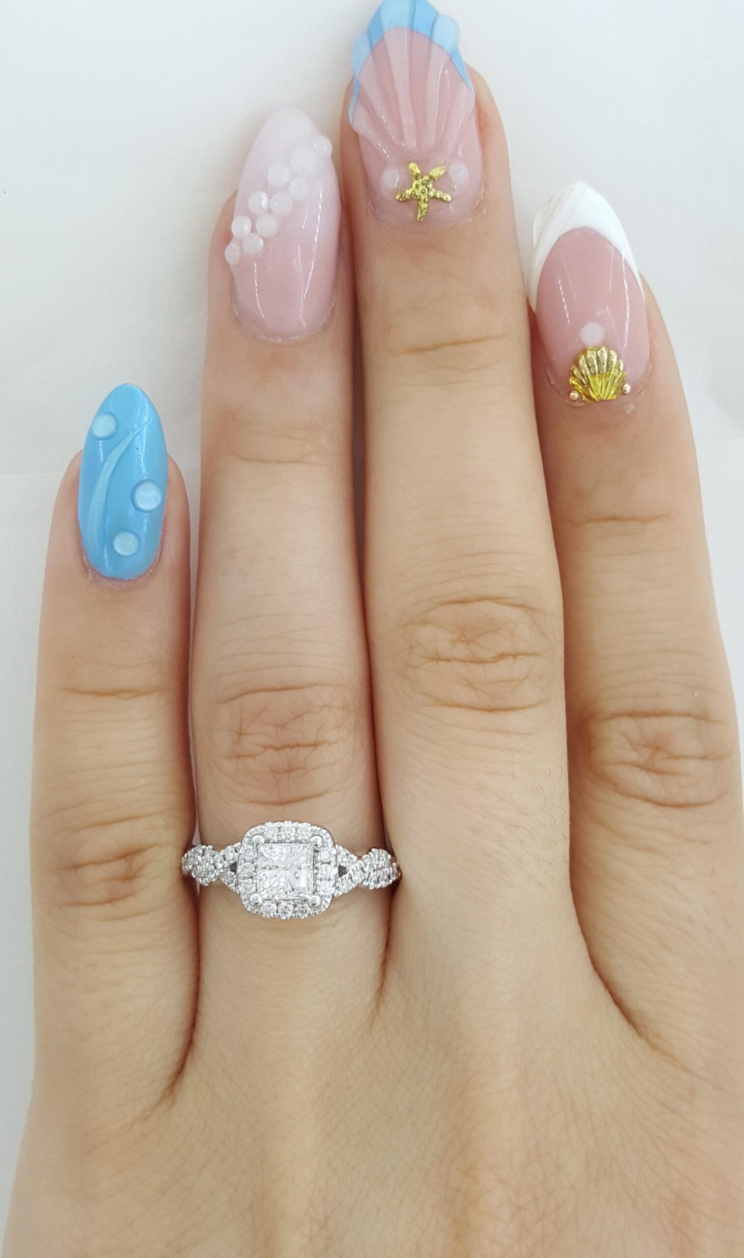 Tolkowsky Princess Cut Diamond Crossover Engagement Ring 0.85 ct 14k White Gold