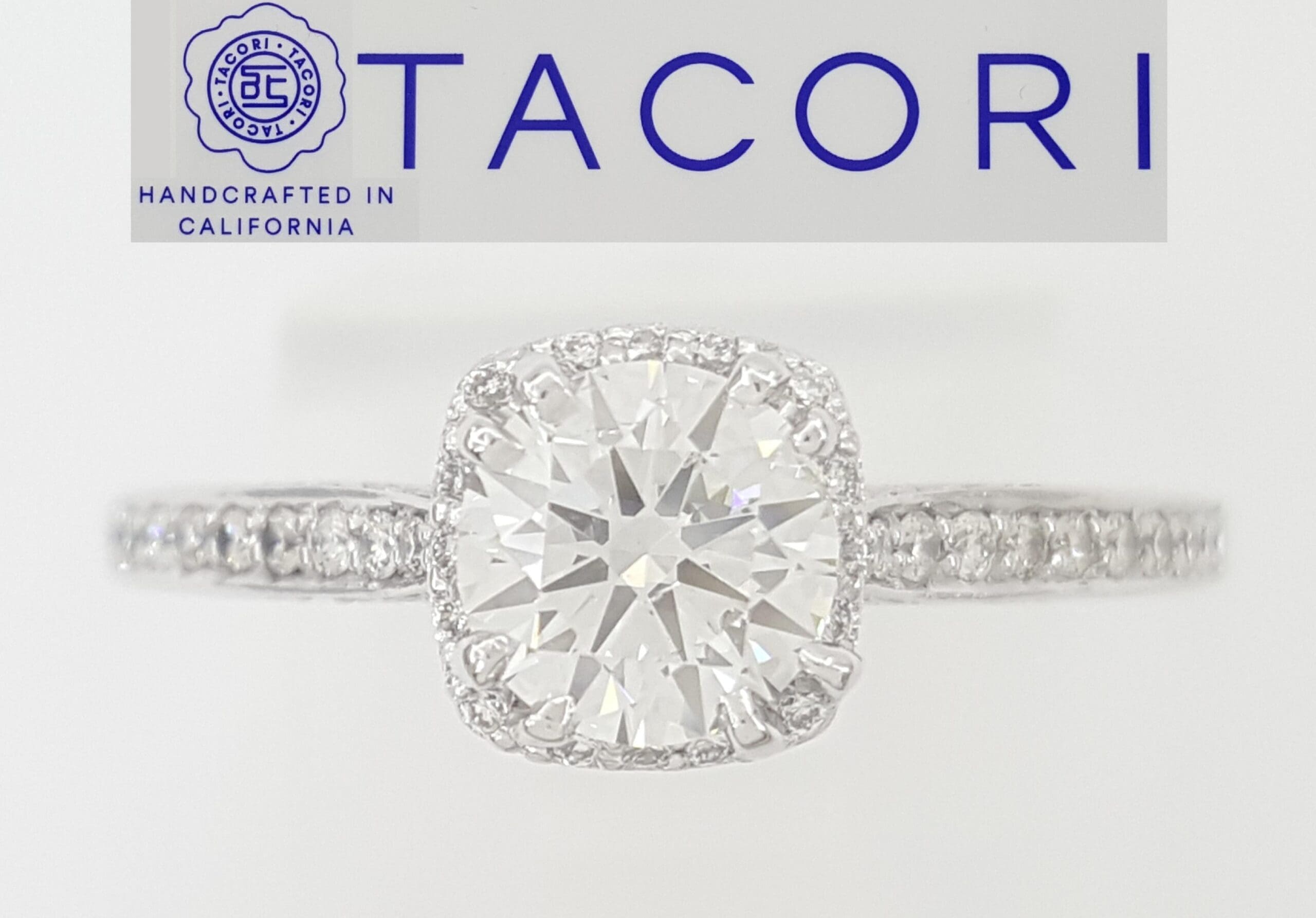 Tacori Dantela Halo Diamond Engagement Ring 0.95 ct Platinum GIA