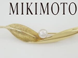 Vintage Mikimoto 18k Yellow Gold Leaf Akoya Pearl Pin Brooch 9.8 Grams