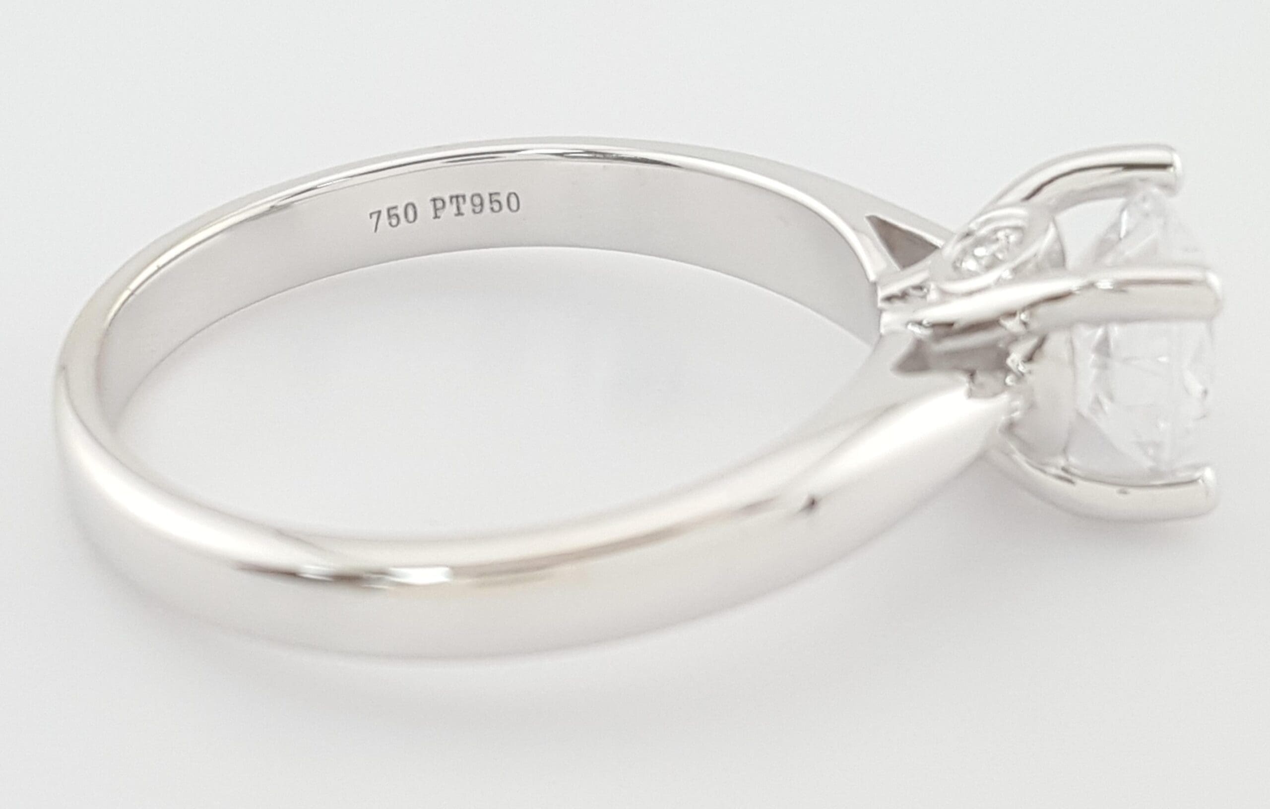 Ritani Elowen 1RZ7244 Solitaire Semi-Mount 18k & Plat Engagement Ring Rtl $2366