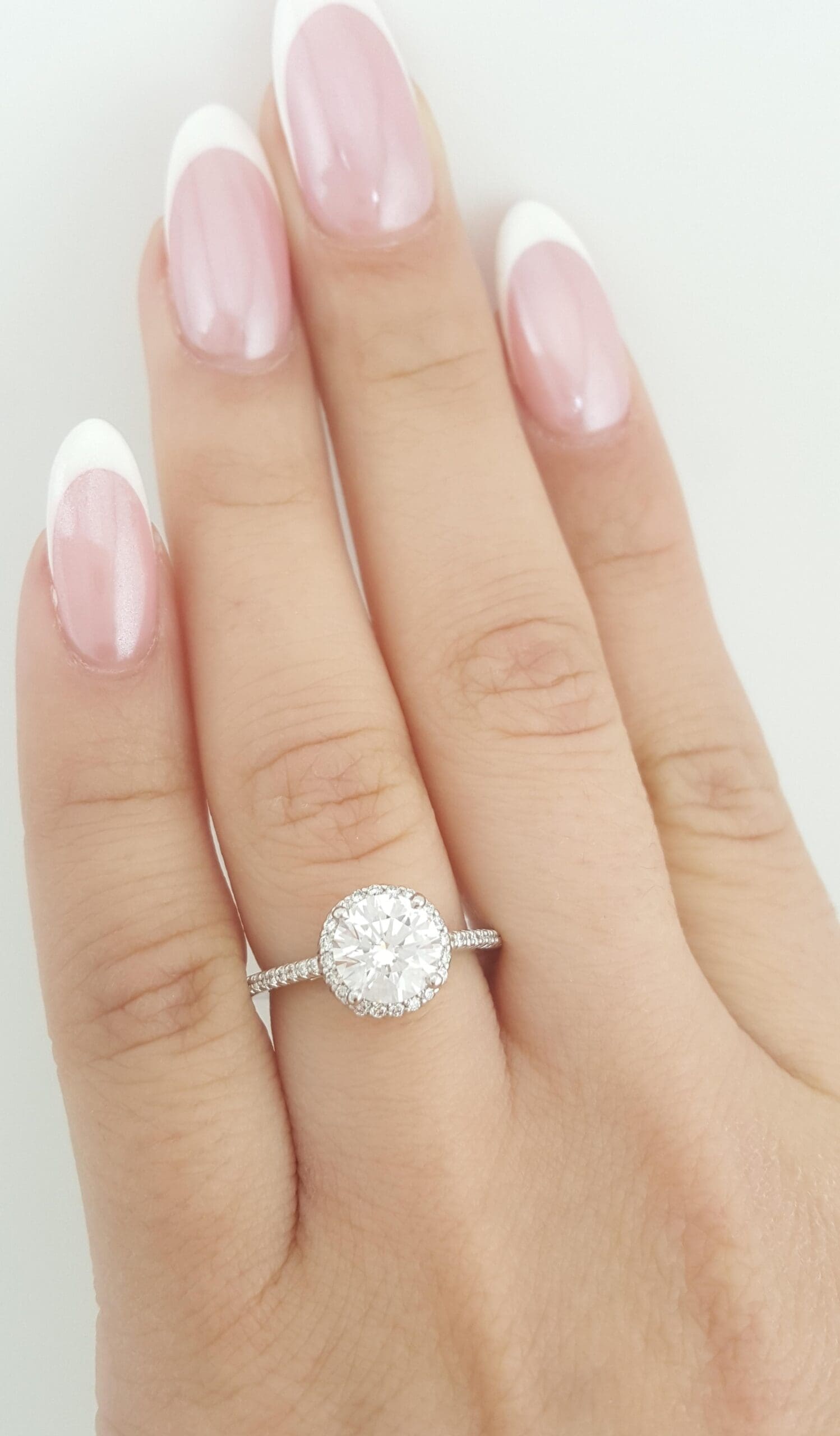 Ritani 1RZ3702 French-Set Semi-Mount Halo Engagement Ring Platinum Rt $3,650