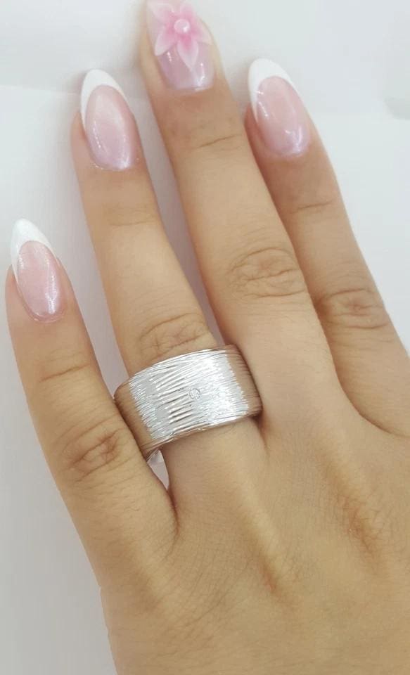 Roberto Coin Elefantino Elephant Ring 18k White Gold 15.2 Grams 13 mm