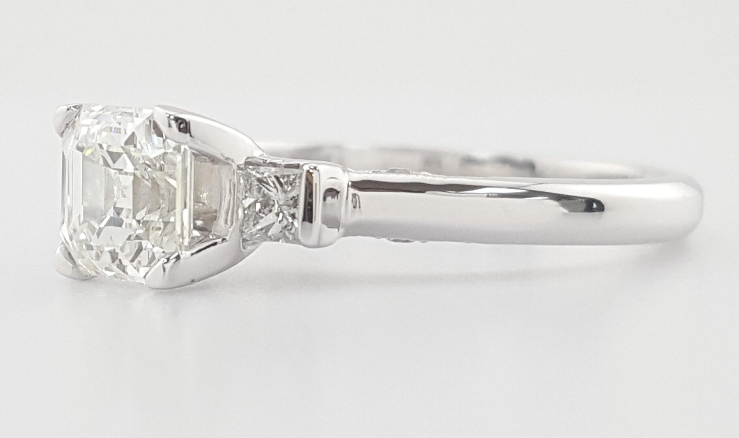 Tacori Asscher Cut Diamond 3-Stone Platinum Engagement Ring 1.23 ct Rtl $10.5K