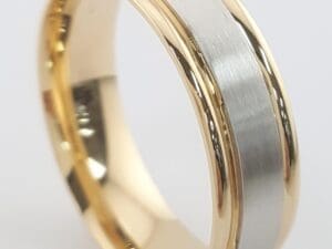 Men's 18k Yellow Gold Platinum Wedding Band Ring 6.5 mm 8.5 grams Size 11