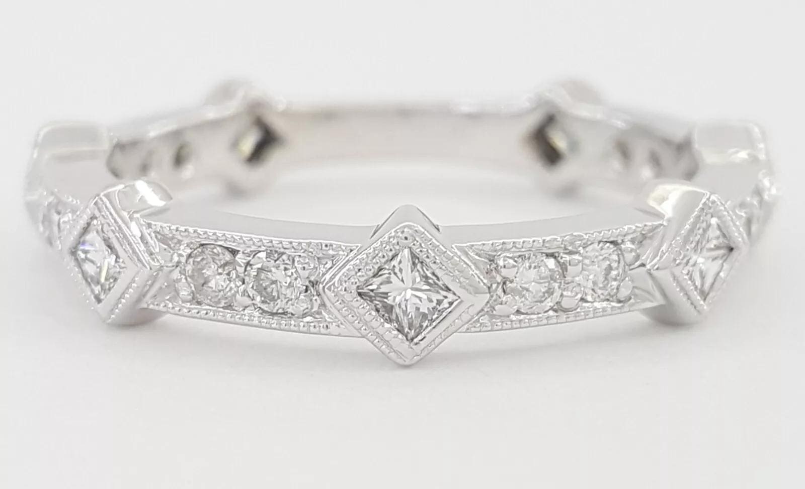 Round & Princess Diamond Wedding Band Ring 0.6 ct 18K White Gold