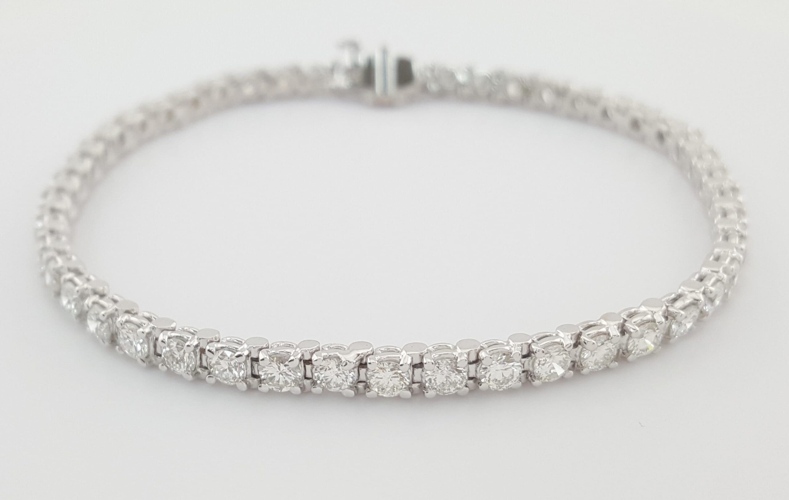 Round Diamond Tennis Bracelet 4 ct 14K White Gold 7" Retail $10,500