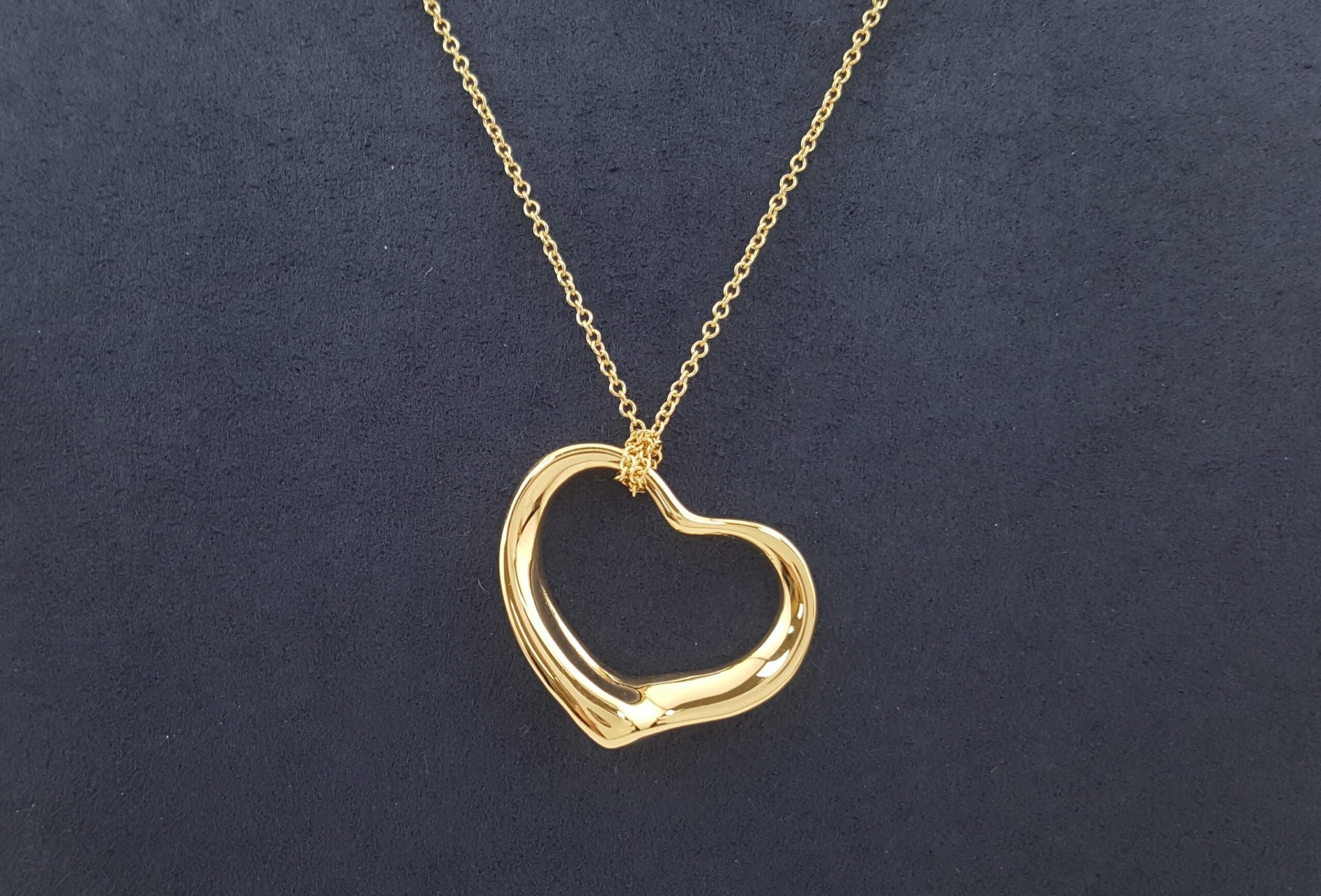Tiffany & Co Elsa Peretti® 18K Yellow Gold Medium 22mm Open Heart Pendant 18"