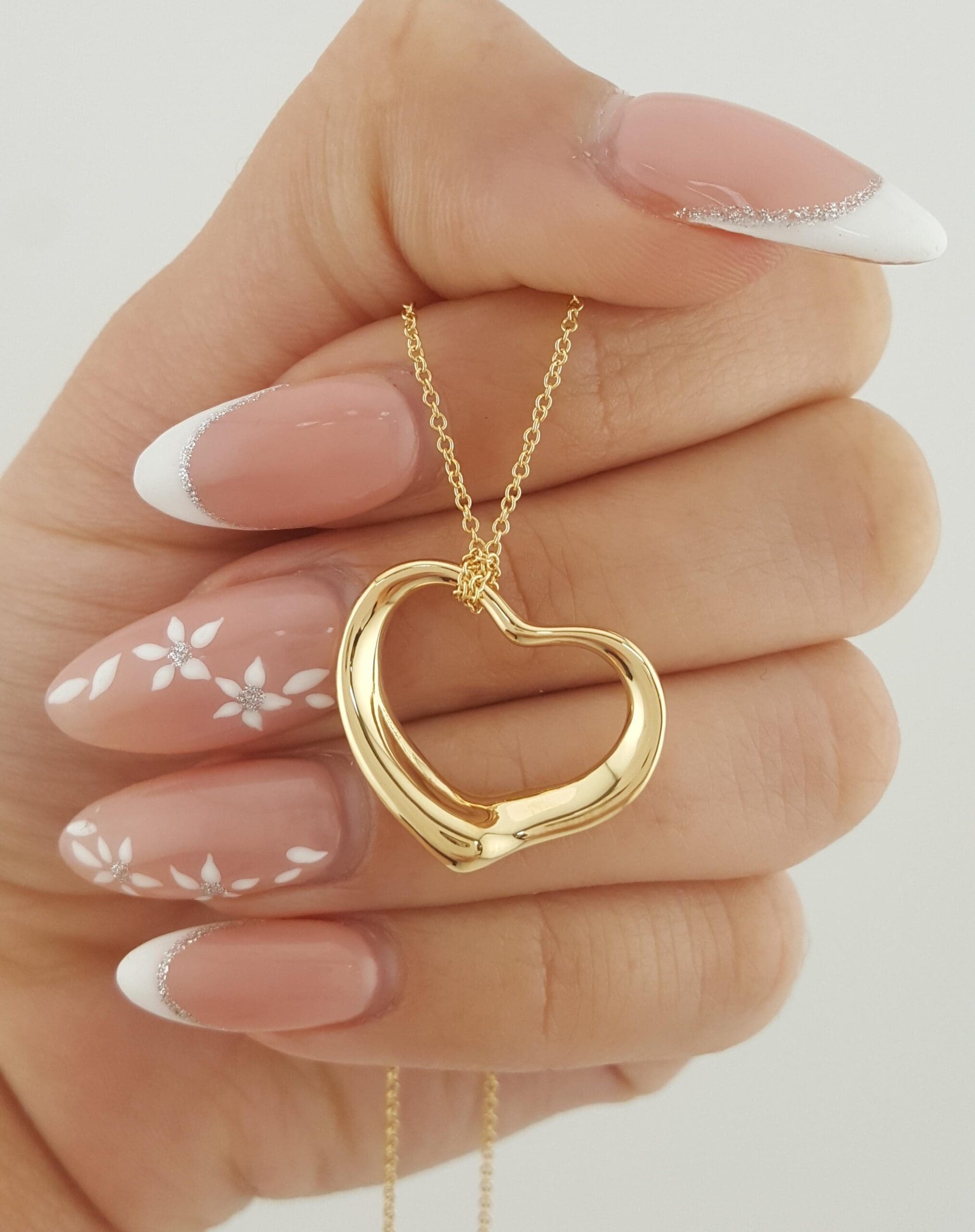 Tiffany & Co Elsa Peretti® 18K Yellow Gold Medium 22mm Open Heart Pendant 18"