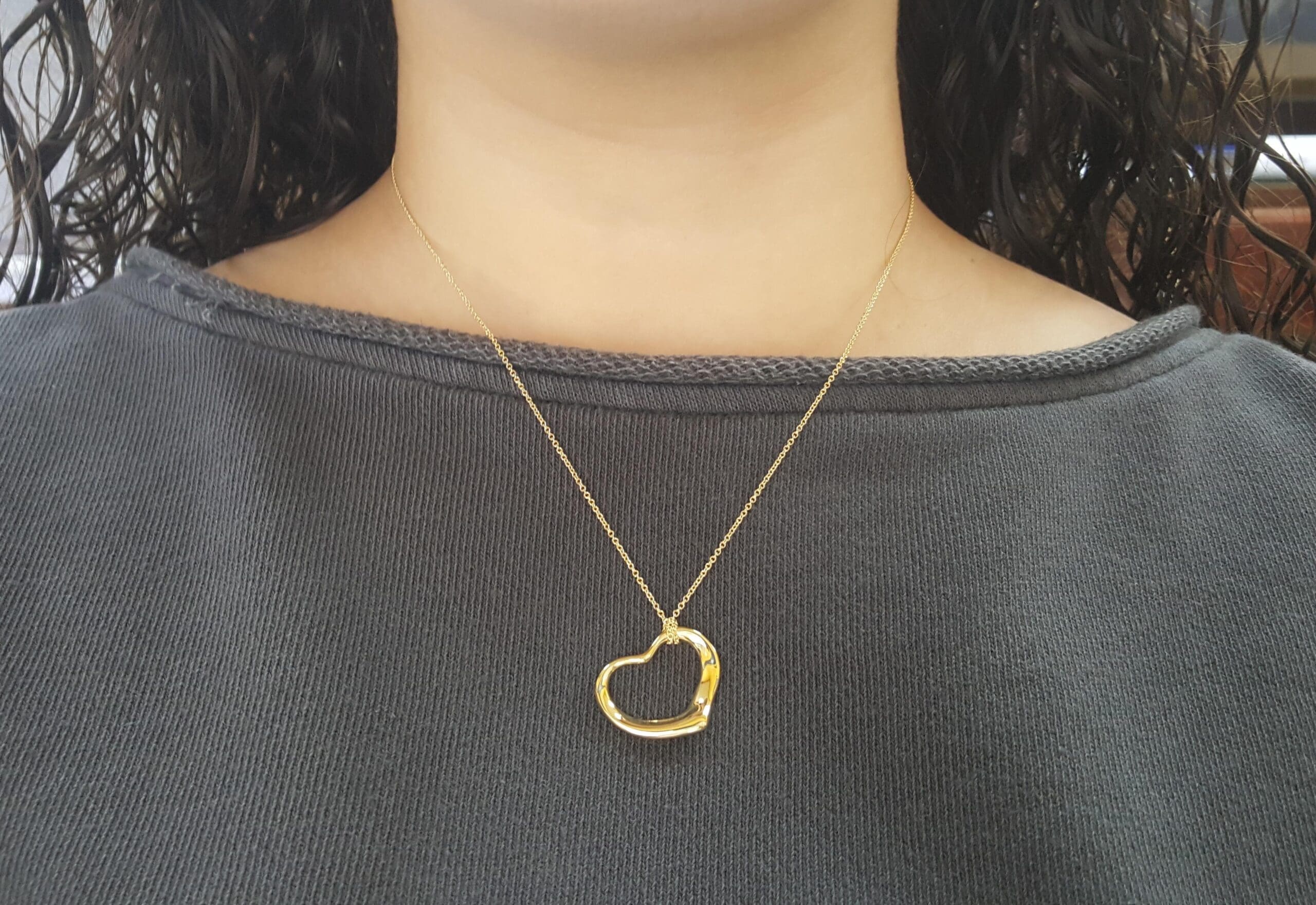 Tiffany & Co Elsa Peretti® 18K Yellow Gold Medium 22mm Open Heart Pendant 18"