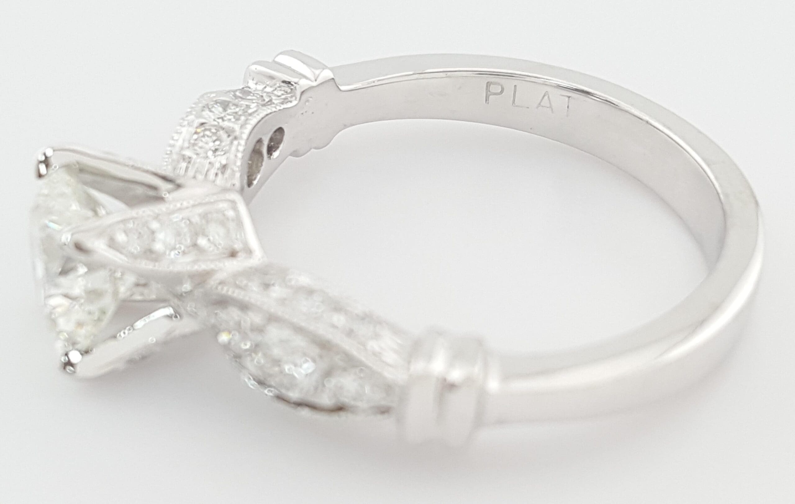 Tacori Round Diamond 67264 Engagement Ring 1.42 ct Platinum Retail $10,200