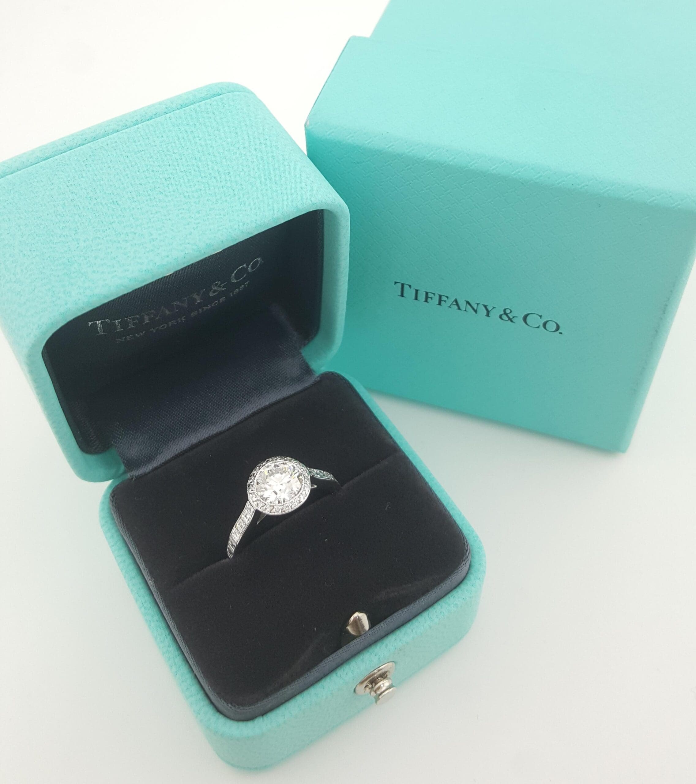 Tiffany & Co Embrace Round Diamond Halo Engagement Ring 1.68 ct Retail $24,500