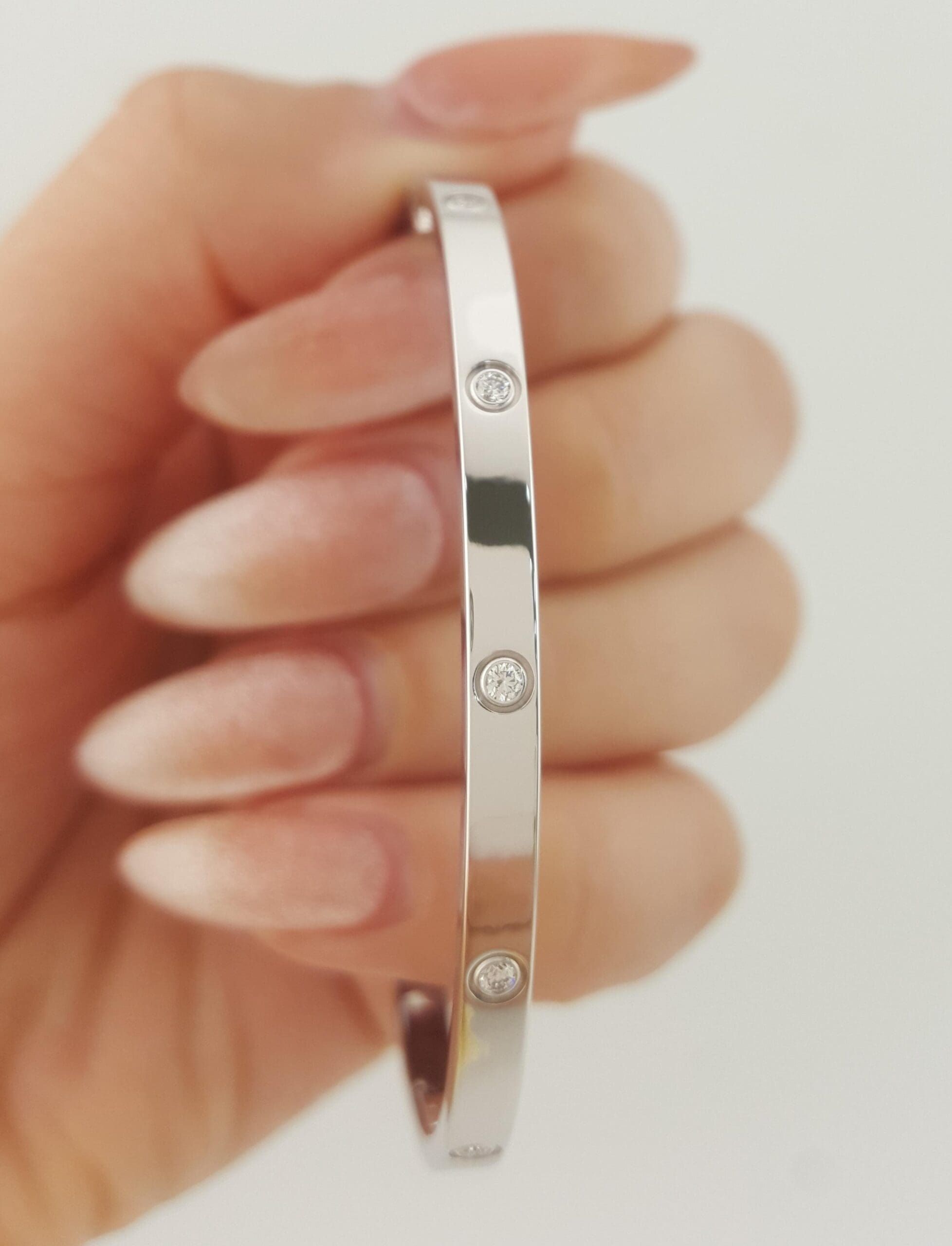 Cartier LOVE 18K White Gold 10 Diamonds 0.21 ct Small Bracelet SZ 17 Rtl $11,700