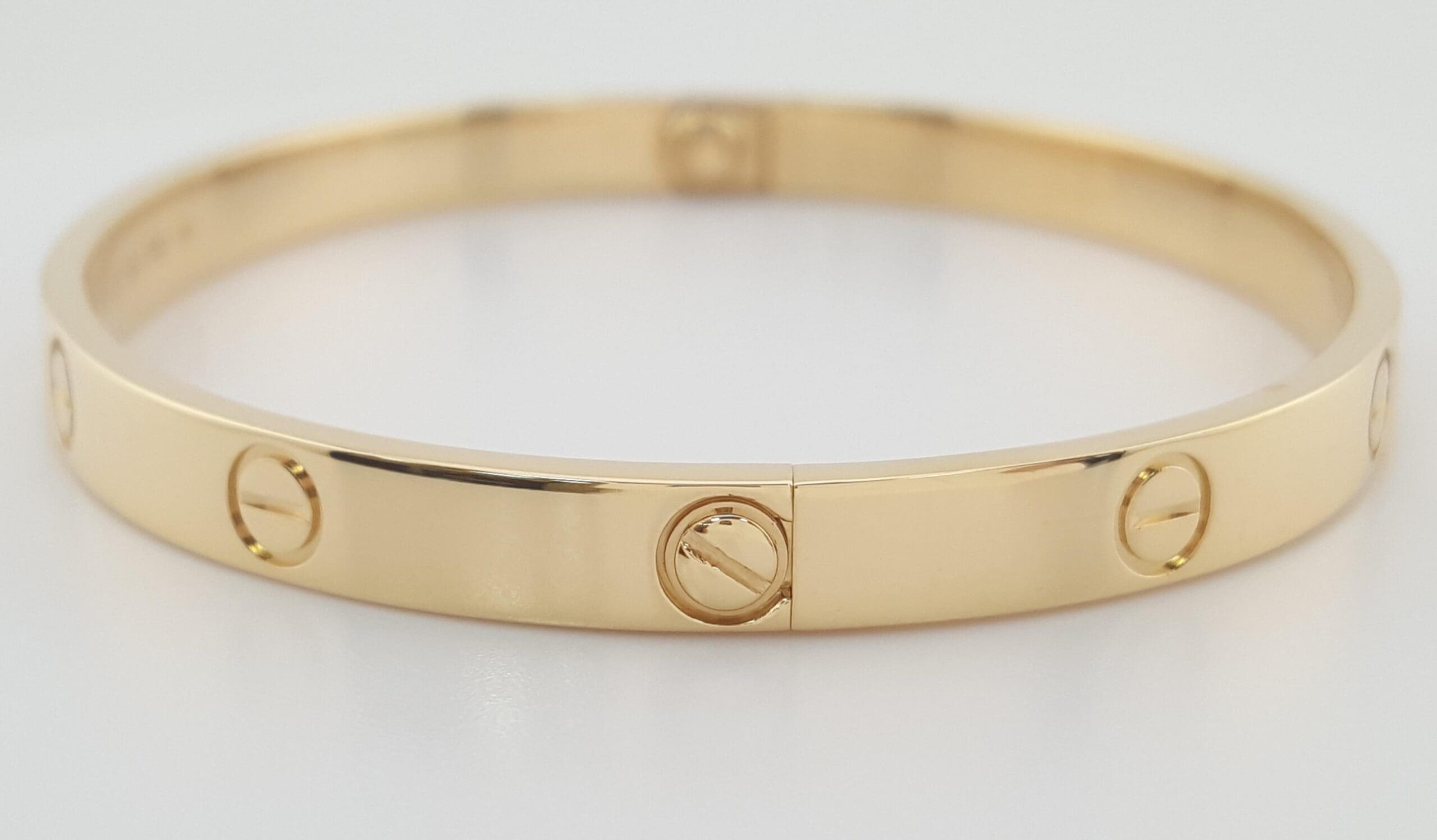 Cartier LOVE 18K Yellow Gold Classic Model Bracelet 6 mm SIZE 19 Retail $7,950