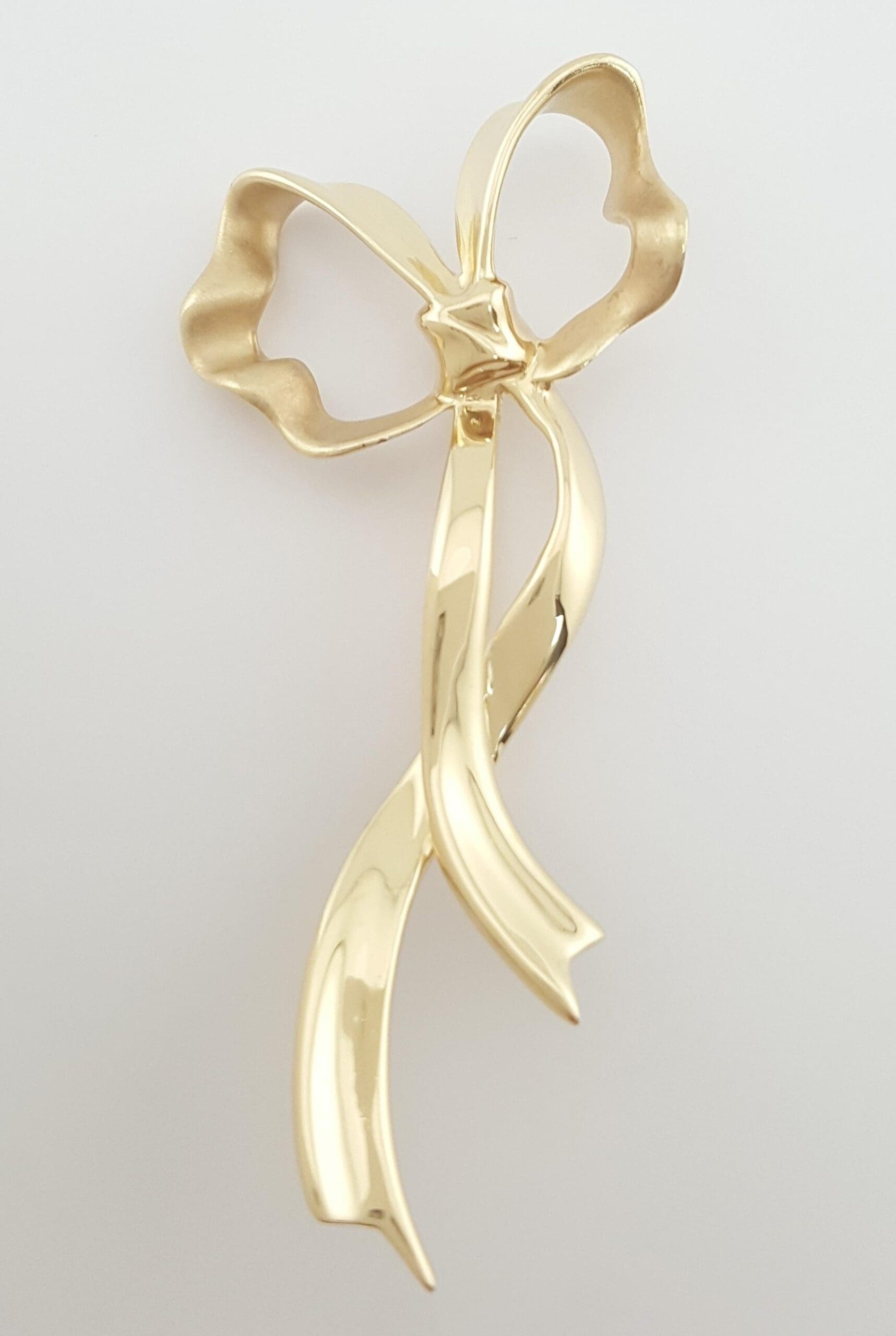 Vintage Tiffany & Co 18K Yellow Gold Ribbon Bow Brooch 2.2" 8.5 Grams