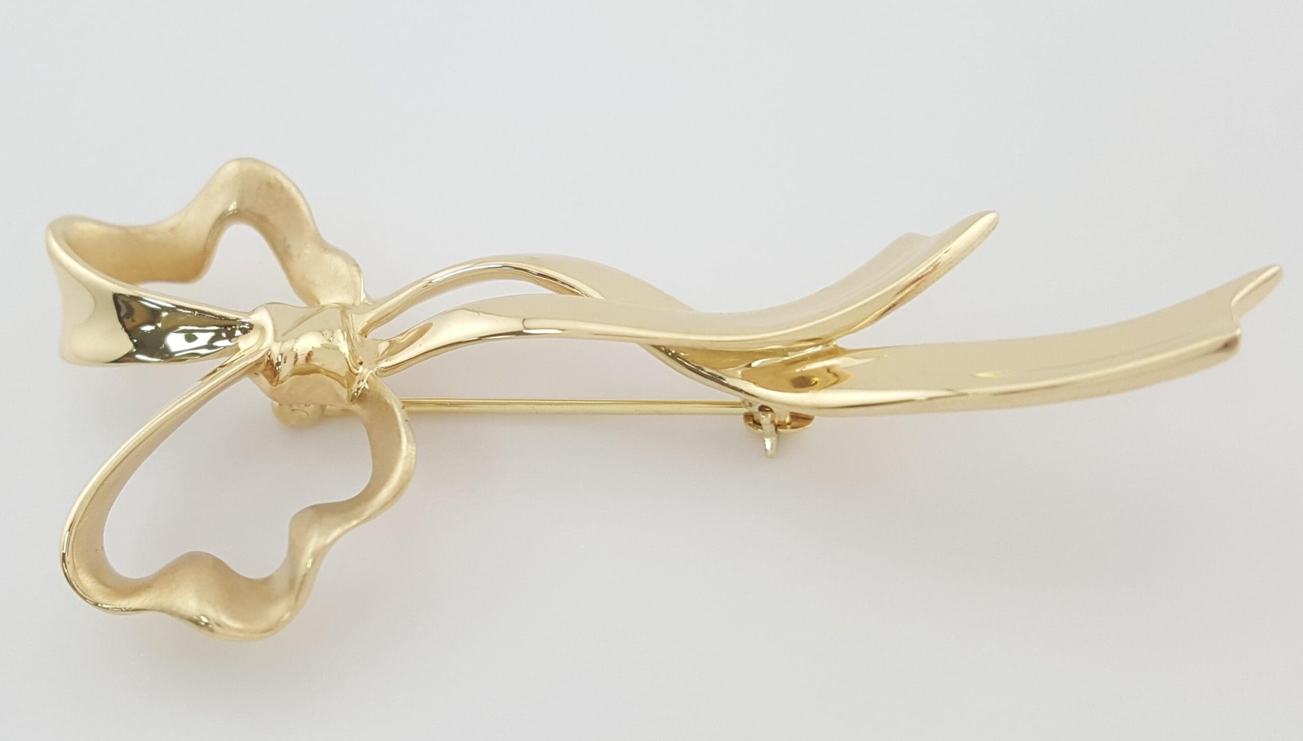 Vintage Tiffany & Co 18K Yellow Gold Ribbon Bow Brooch 2.2" 8.5 Grams