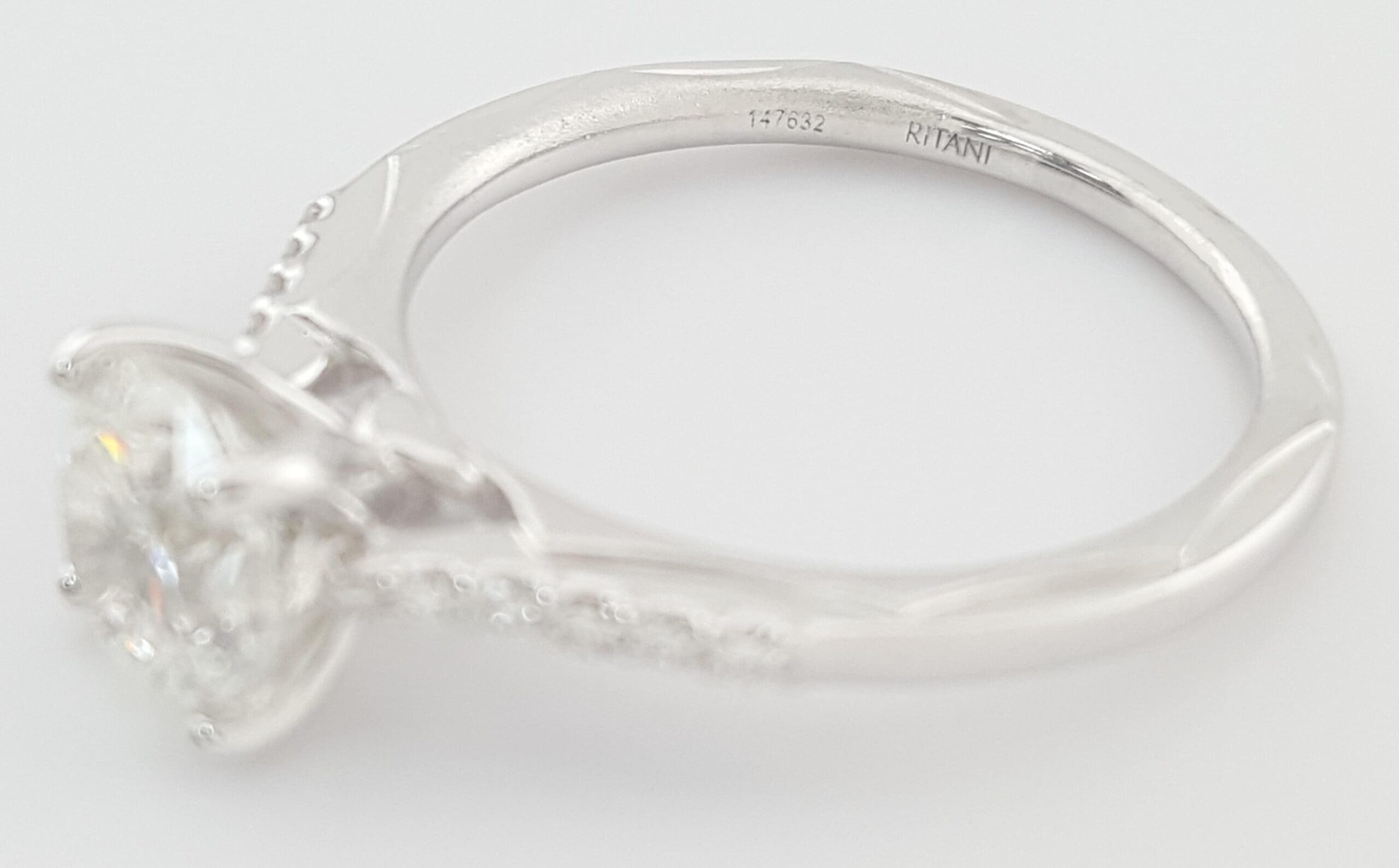 Ritani Round Diamond Engagement Ring 1.3 ct 18k White Gold 1RZ2841 Retail $6,400