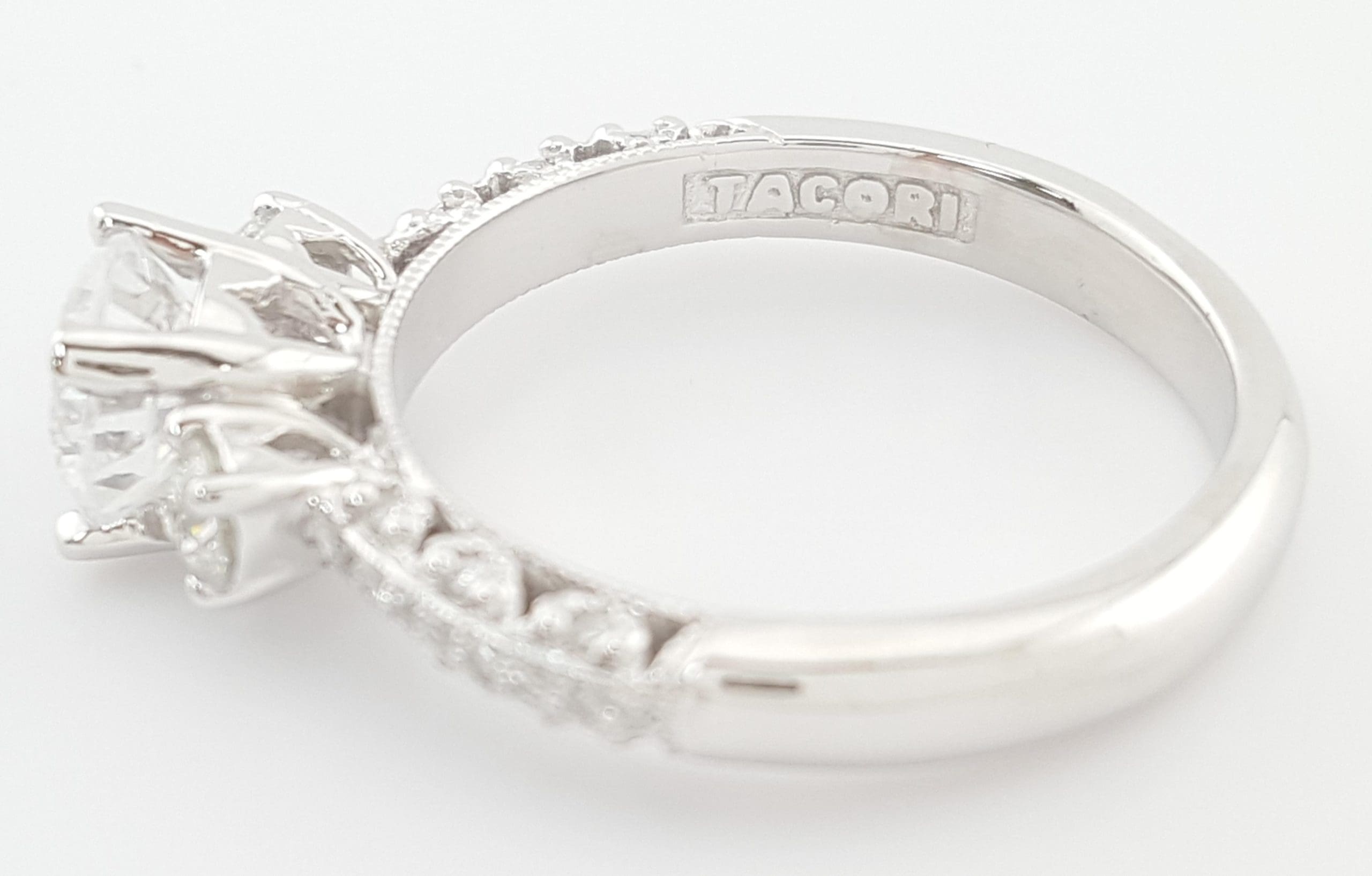 Tacori Crescent 3-Stone Semi-Mount Engagement Ring 0.31 ct Platinum Rtl $4,240