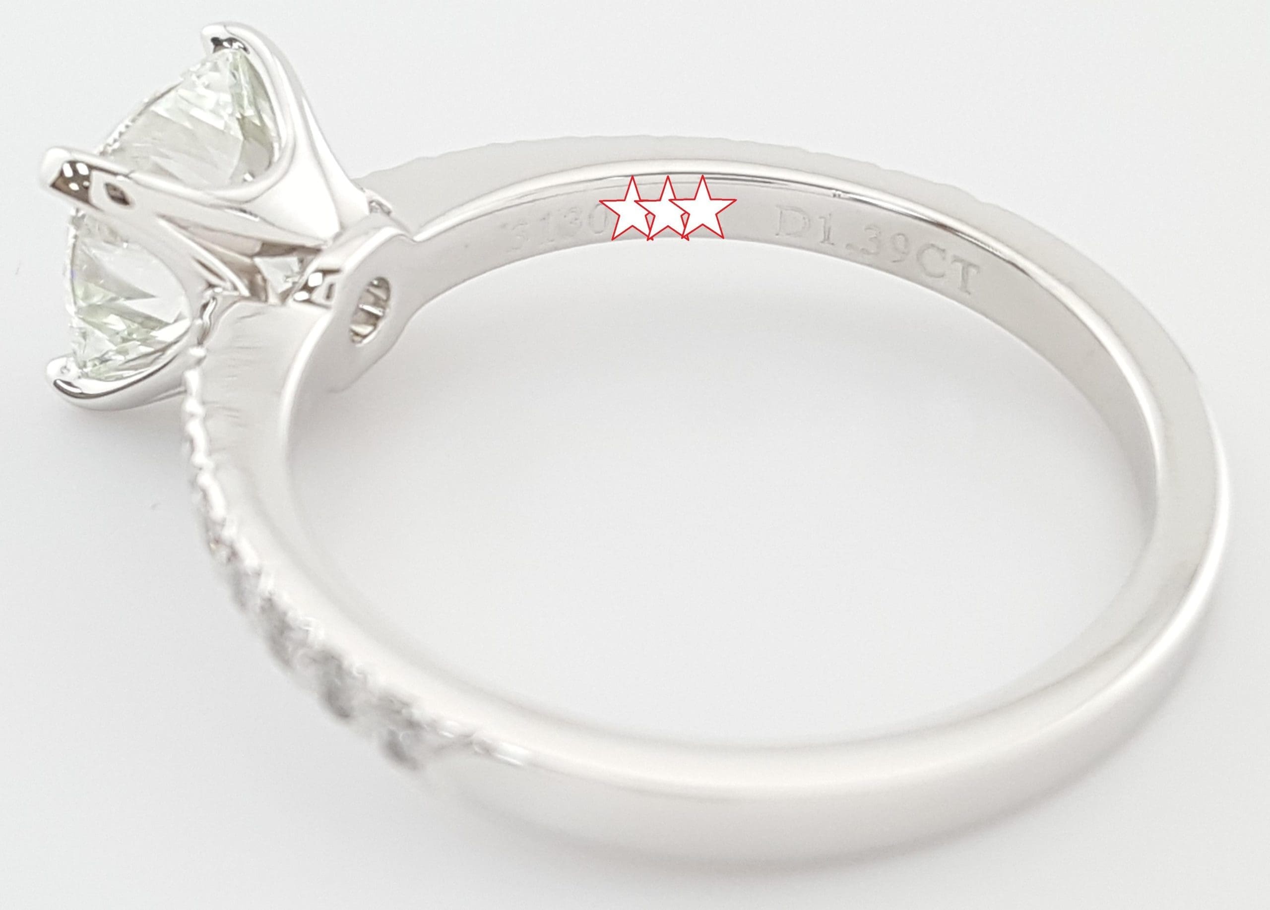 Tiffany & Co Novo Cushion Cut Diamond Engagement Ring 1.55 ct Plat Rtl $20,200