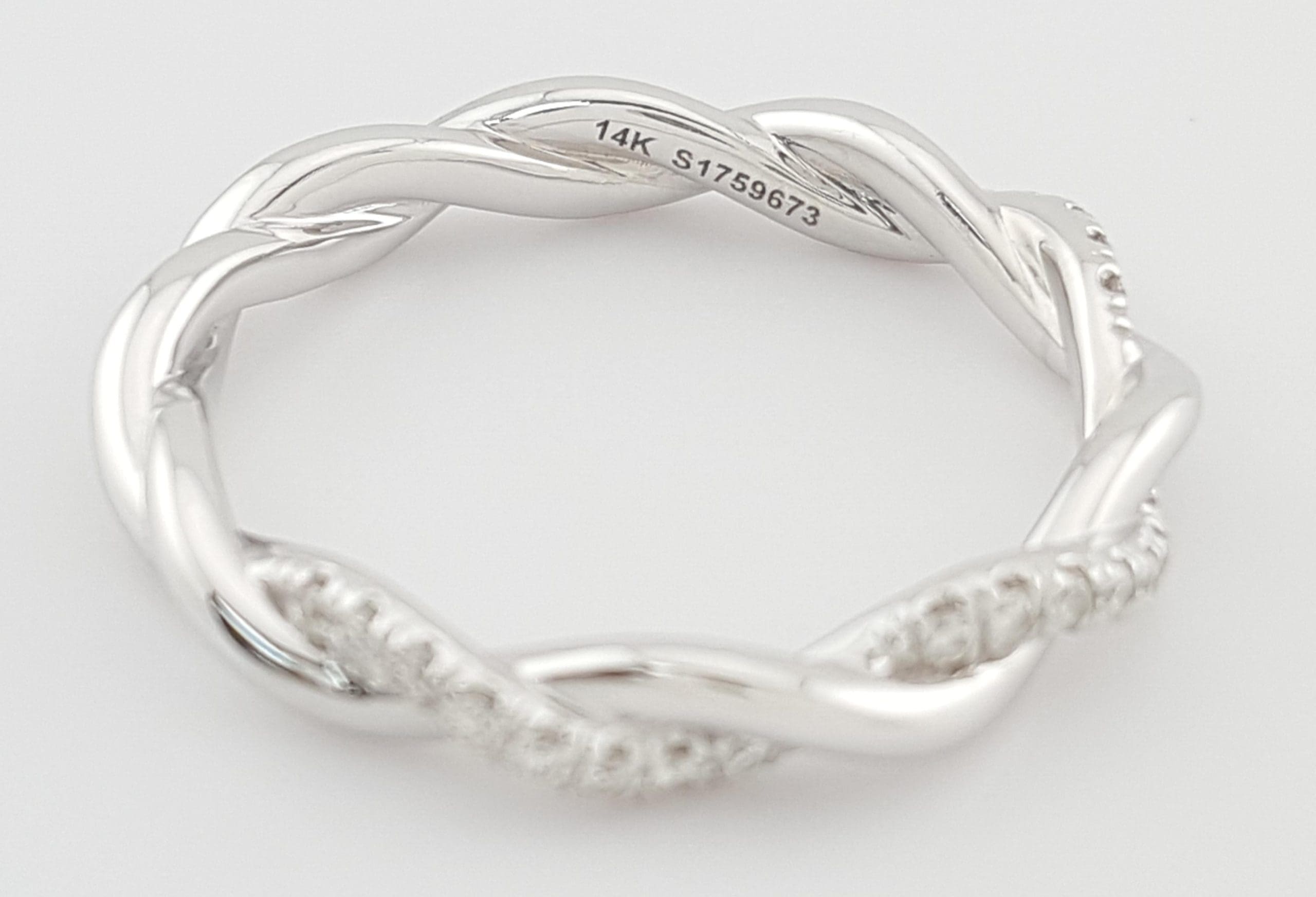 Gabriel & Co Round Brilliant Diamond Twisted Wedding Band 0.14 ct 14k Rtl $2,050