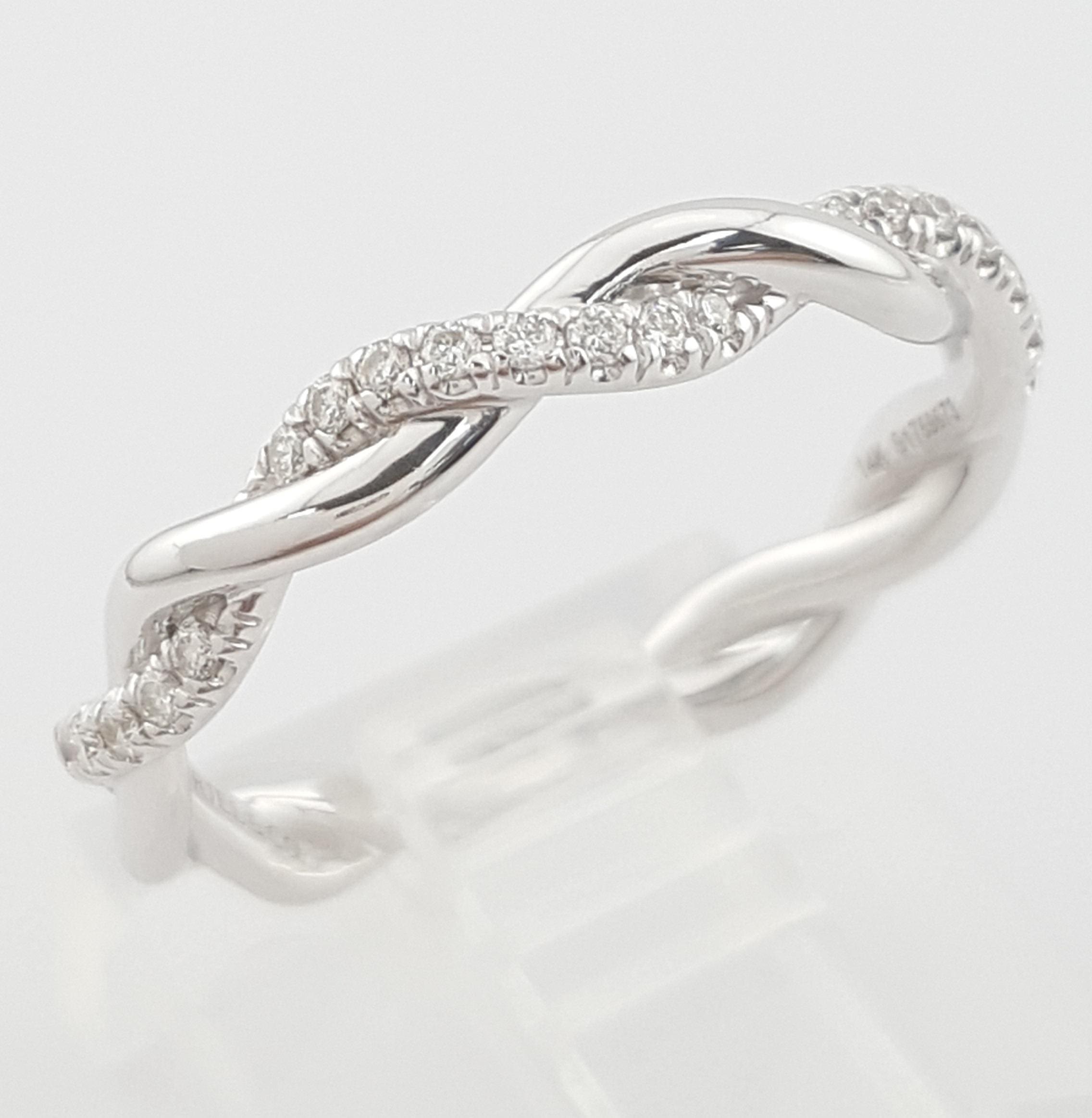 Gabriel & Co Round Brilliant Diamond Twisted Wedding Band 0.14 ct 14k Rtl $2,050