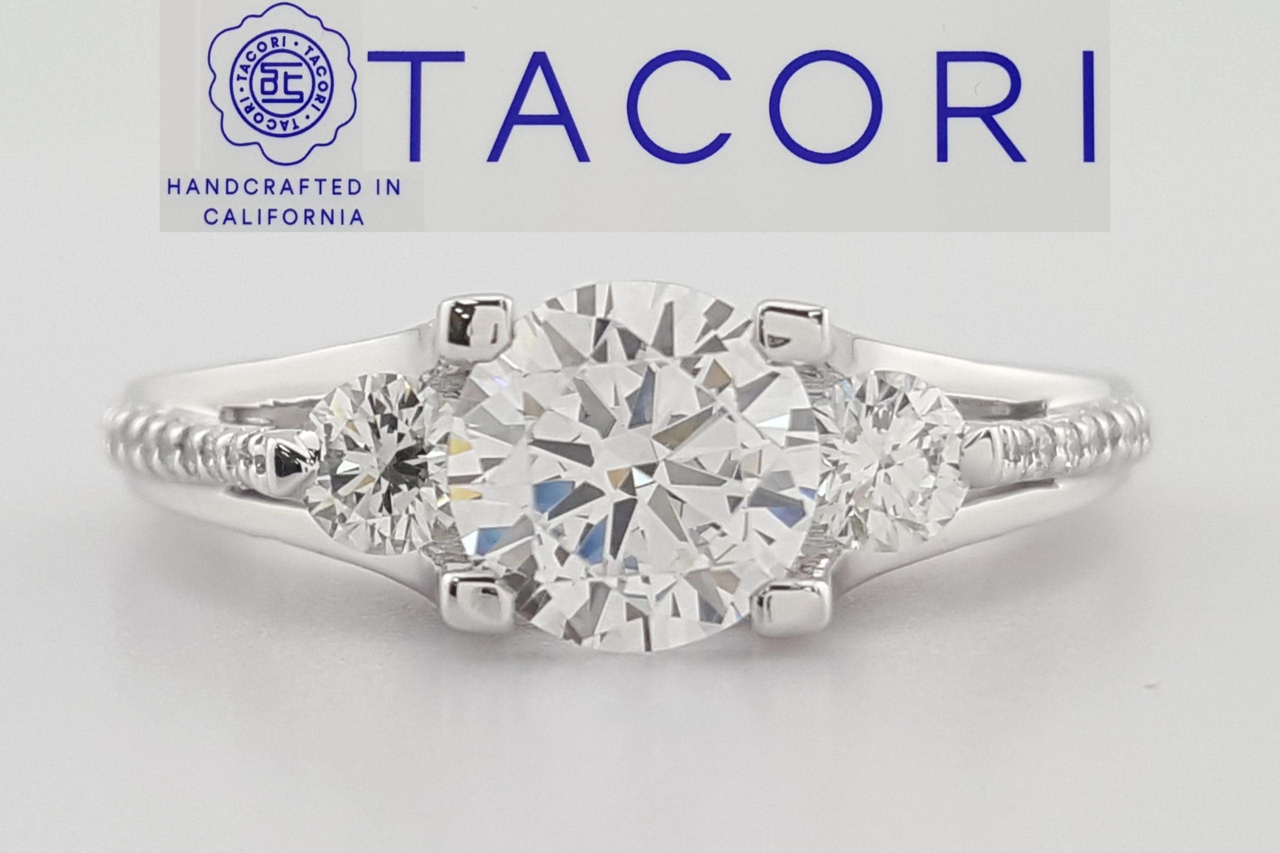 Tacori Round Semi-Mount Three Stone 67295 Engagement Ring 0.5 ct 18k Gold $4,580