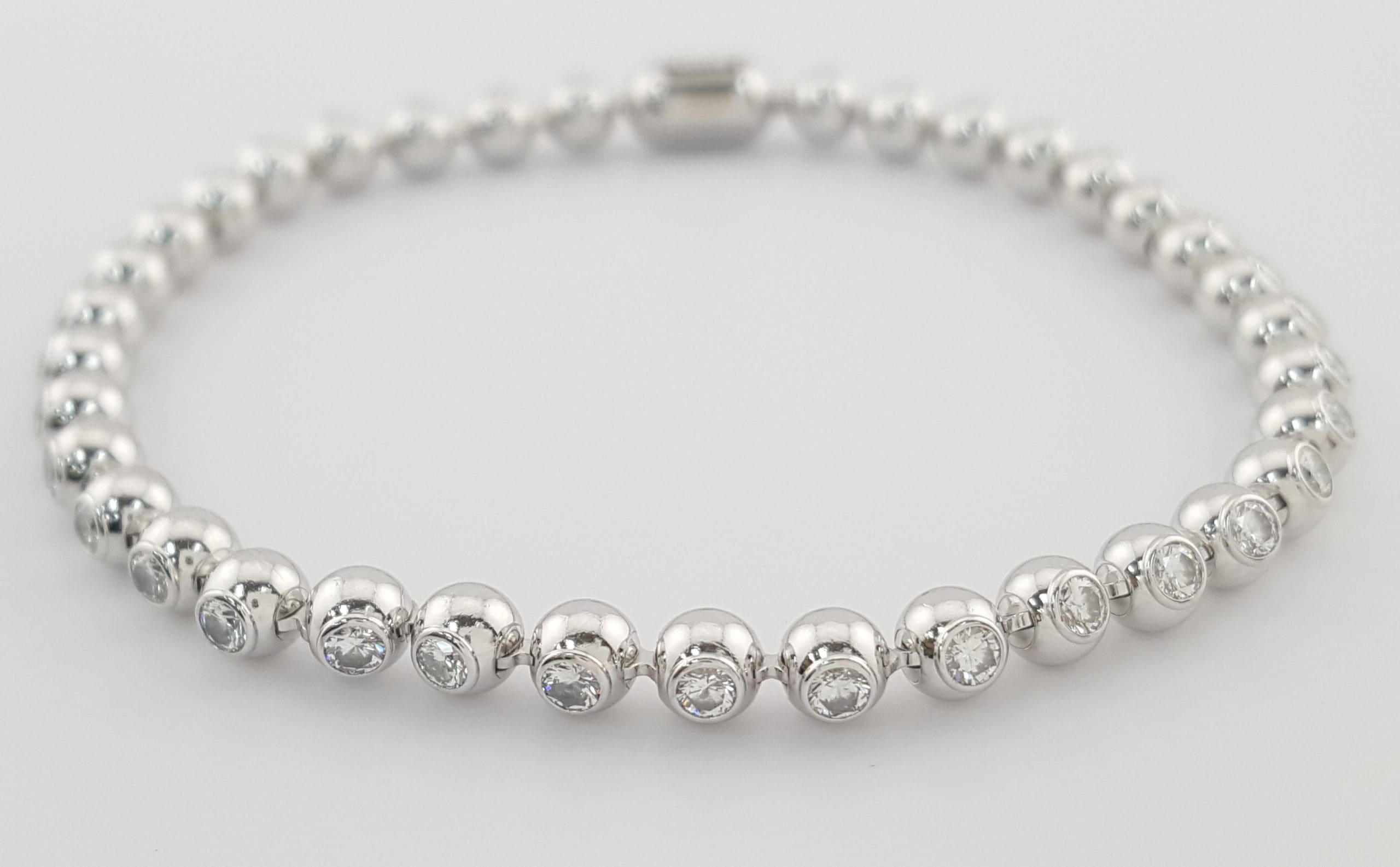 Cartier Paris Nouvelle Vague Diamond Bracelet 2 ct 18K White Gold