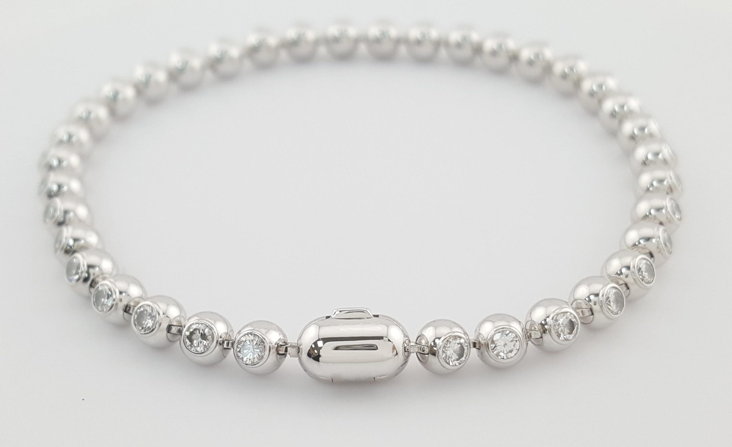 Cartier Paris Nouvelle Vague Diamond Bracelet 2 ct 18K White Gold