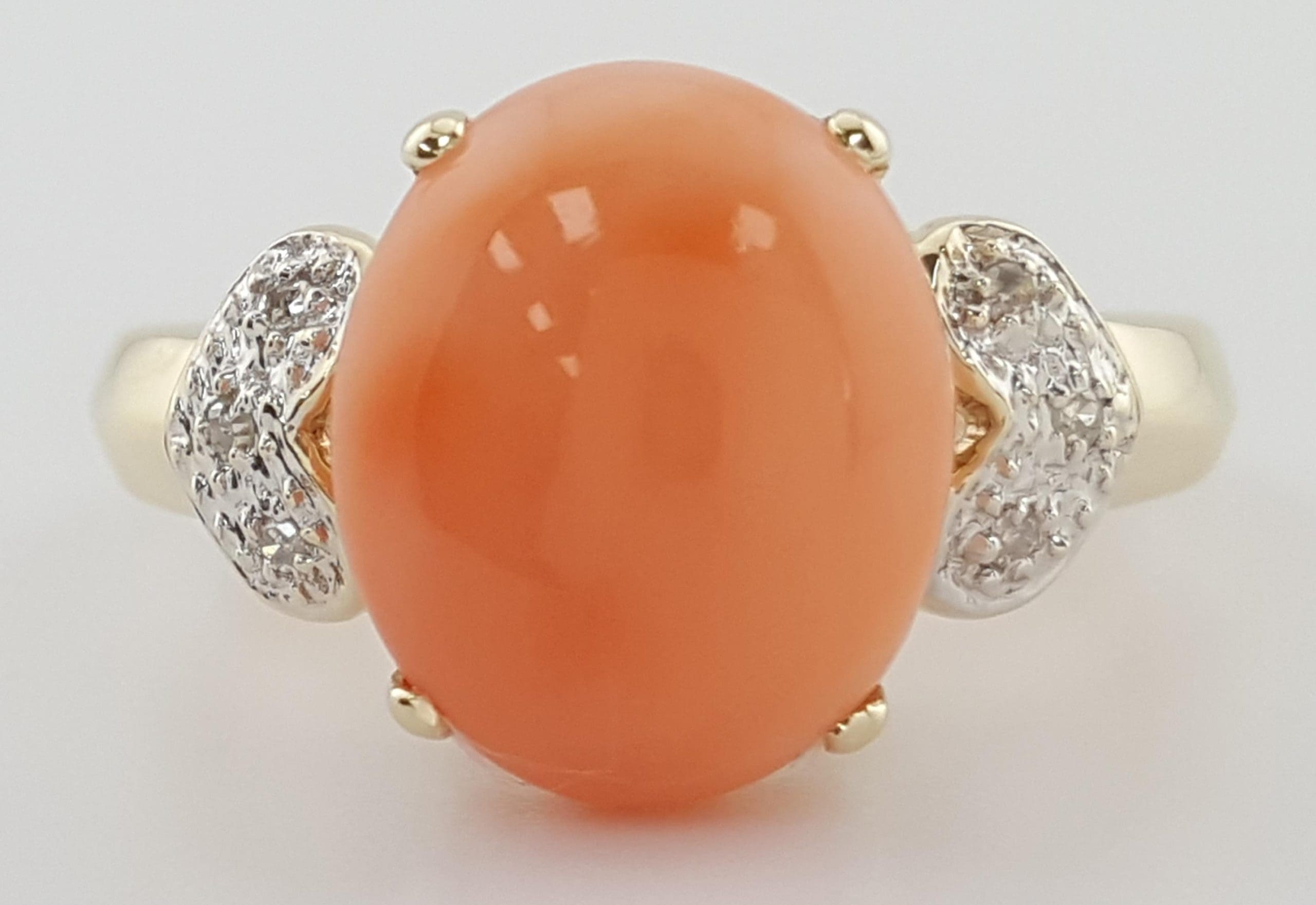 Vintage Coral Diamond Ring 14K Yellow Gold 12.2 x 10.2 mm
